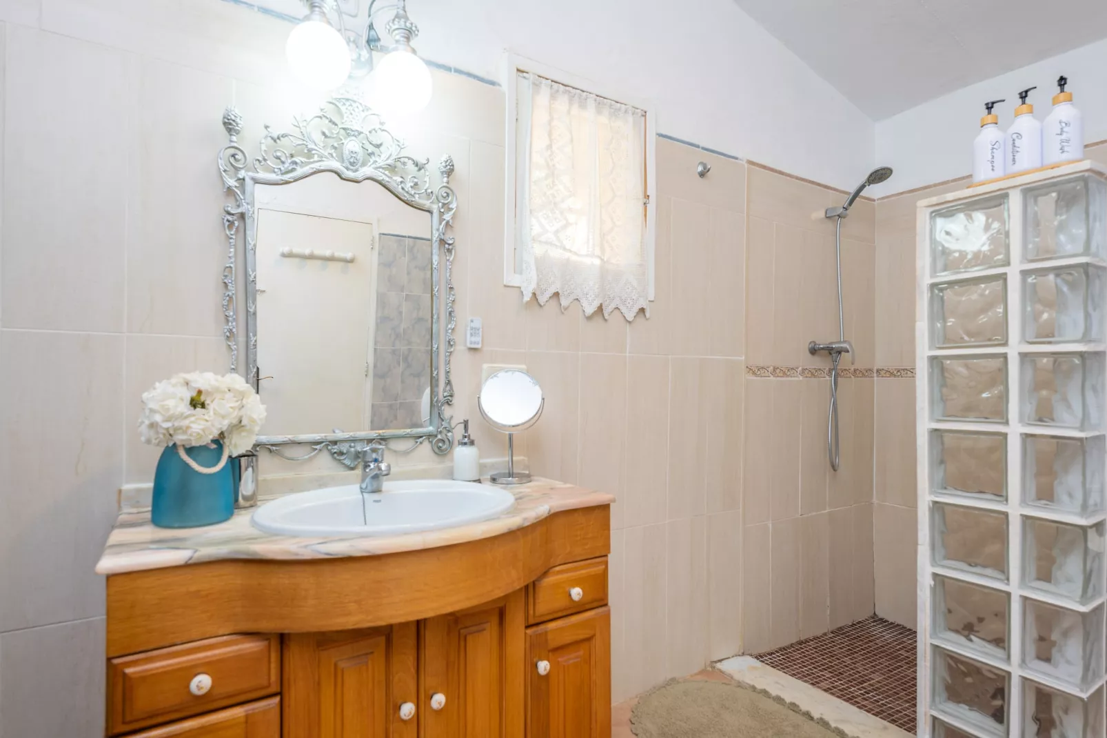 Finca Can Calisto-Salle de bain