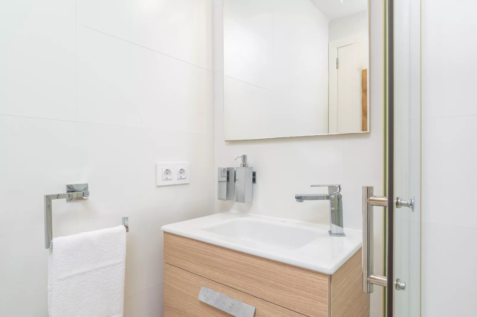 Marinamar Sea View-Badezimmer