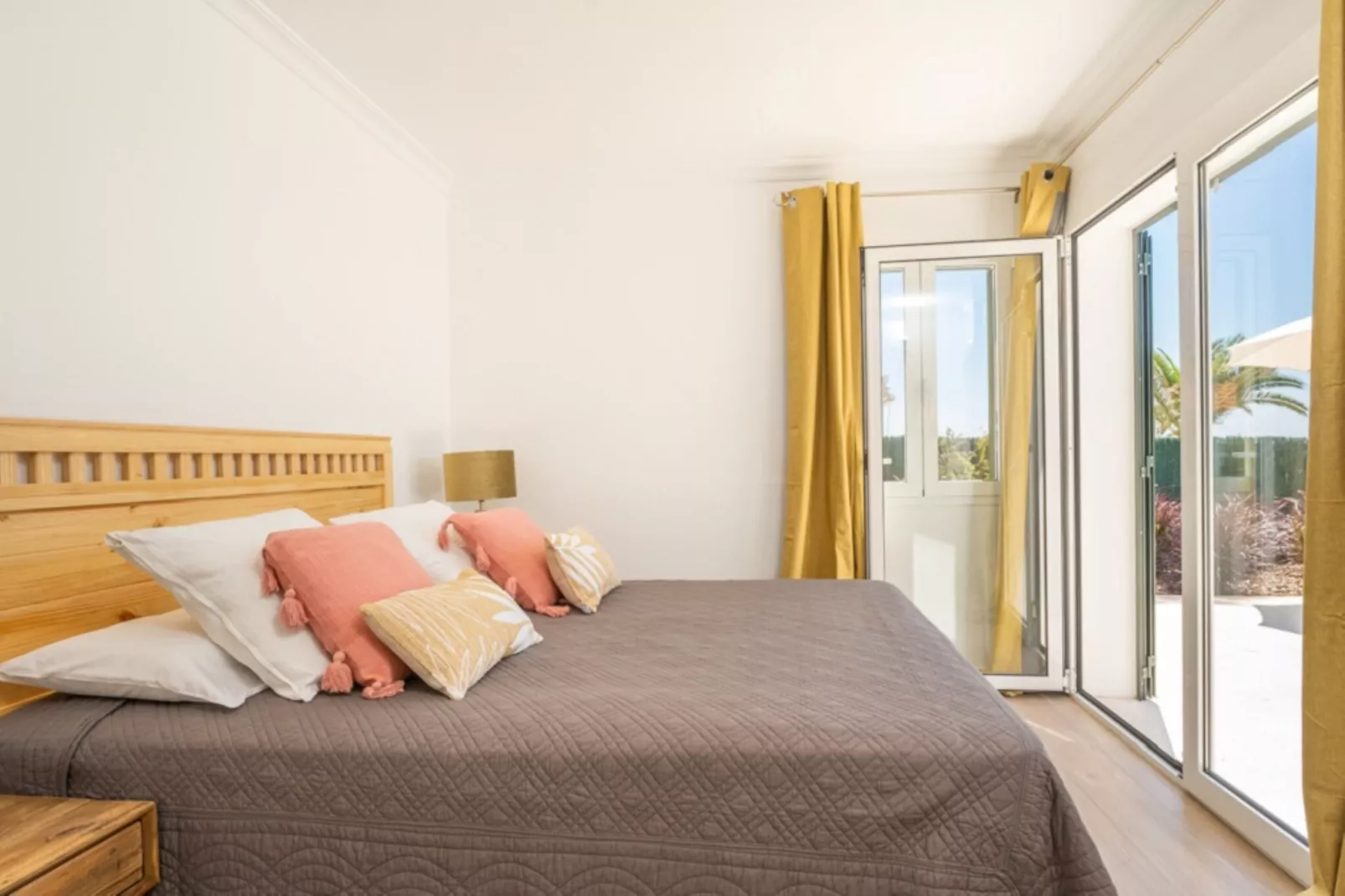 Villa Mila-Image-tags.