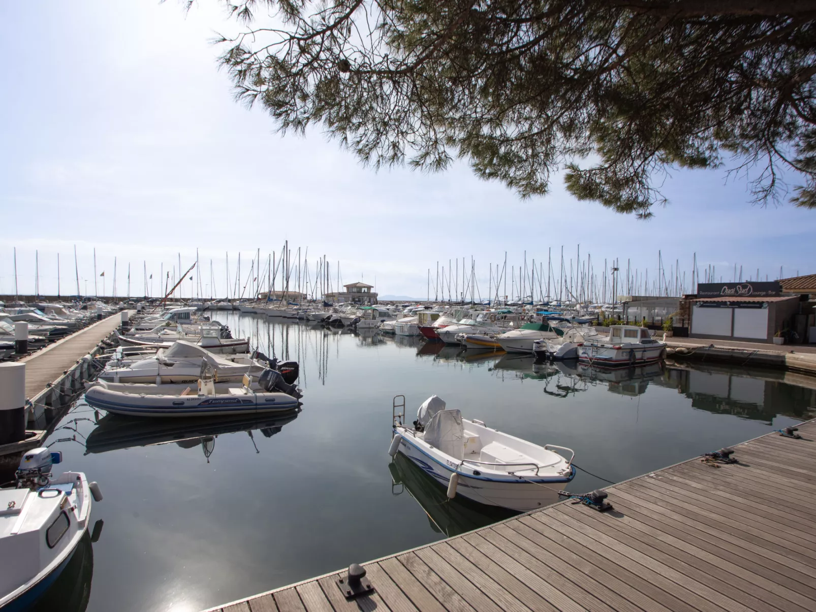 Les Canoubiers III-Area