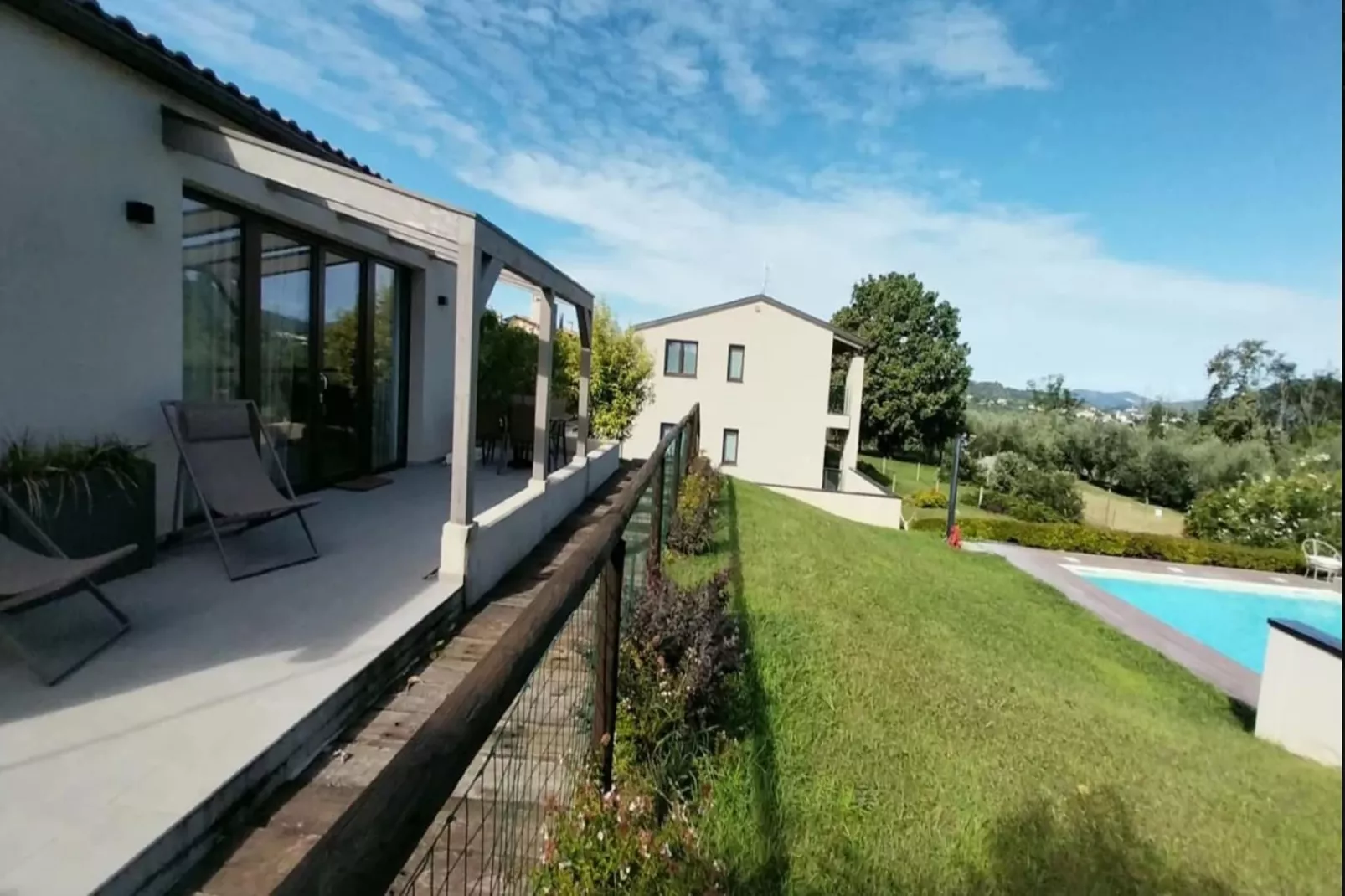 Chalet piscina-Gardens summer