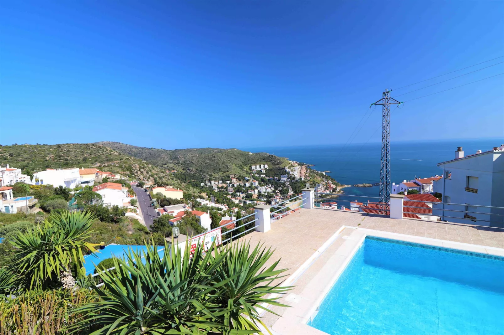 DULCE VIDA 2 B1 Roses-View summer