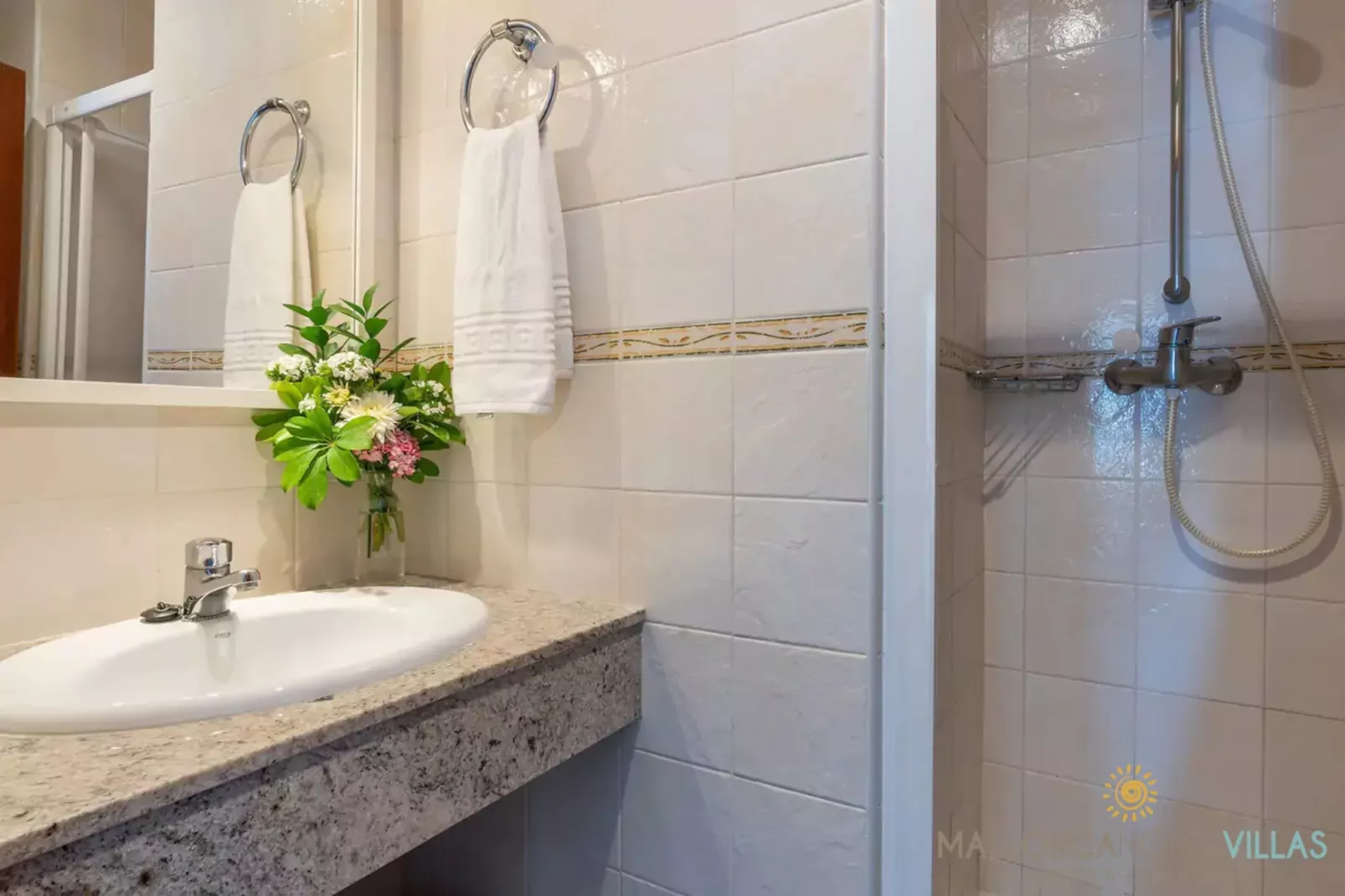 Apartamento Voramar II: Primera Línea en Pine Walk-Badezimmer