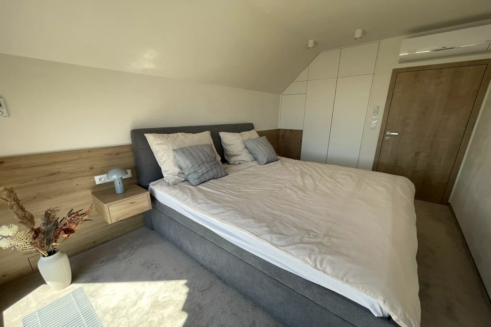 Villa Kretin VLV142-Bedroom