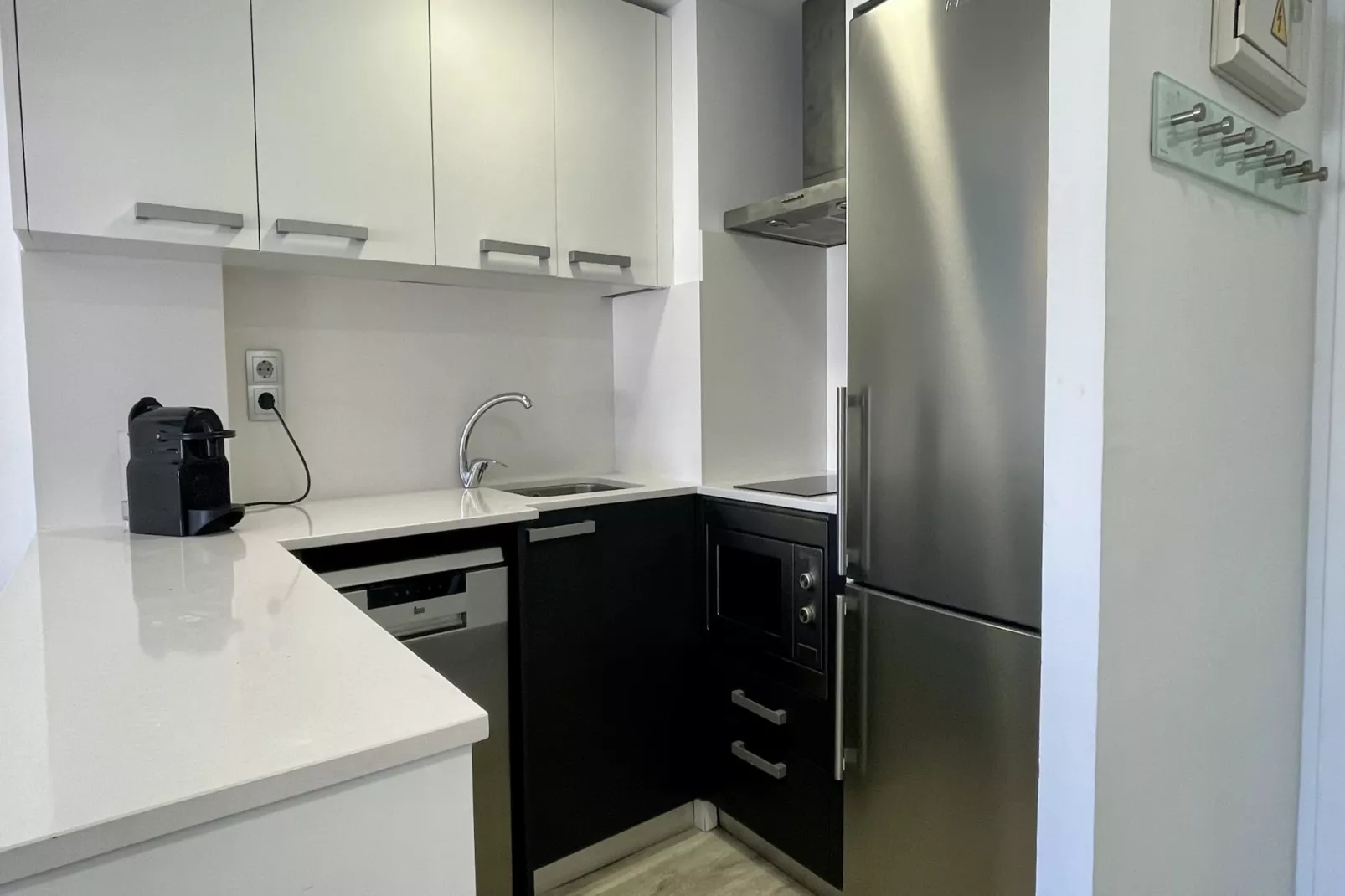 FESTASTAR 405-Kitchen