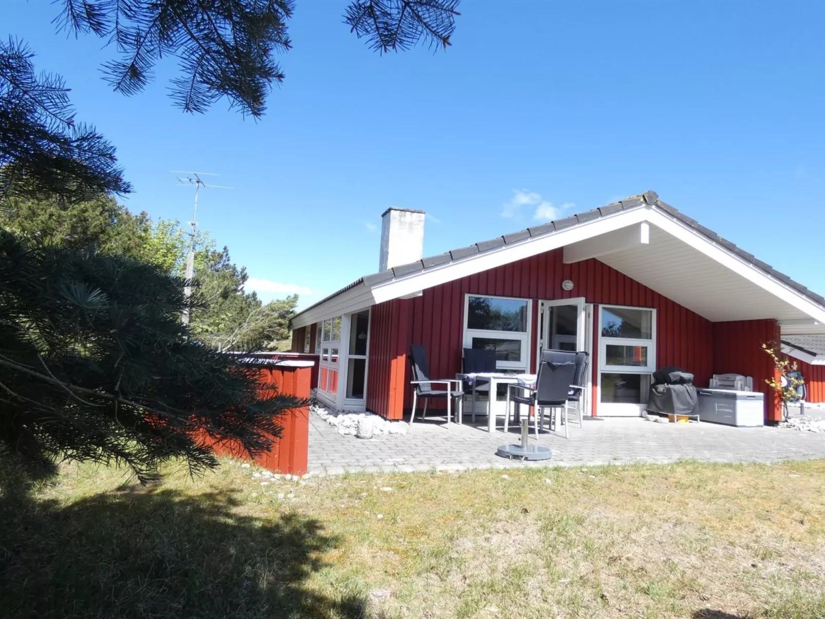 "Esmeralda" - 1.1km from the sea-Outside
