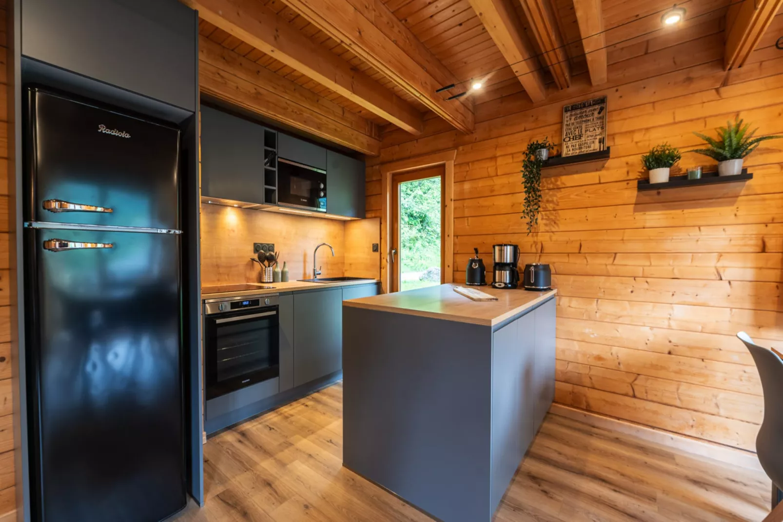BOIS DE CHAMPELLE N°26 - 4P8-Kitchen