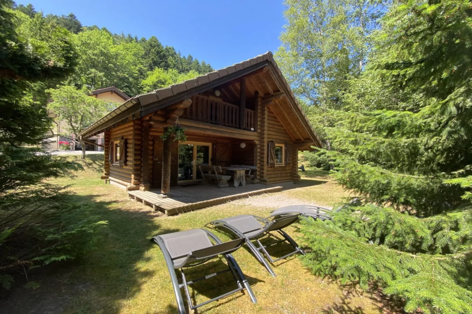 L'OURS NOIR Chalet en rondins-Außenbereich