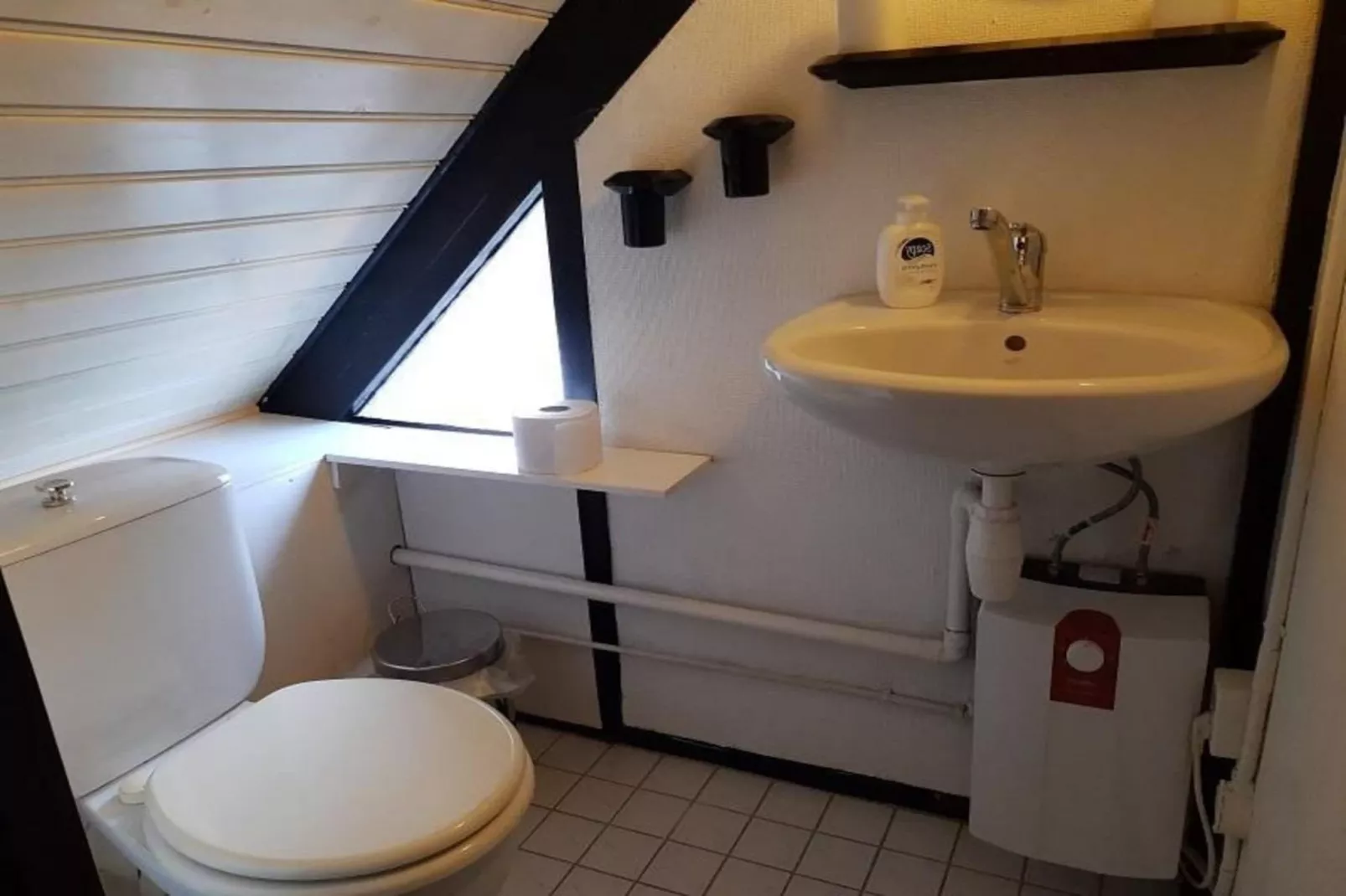 Belkmerduinen 23-Bathroom