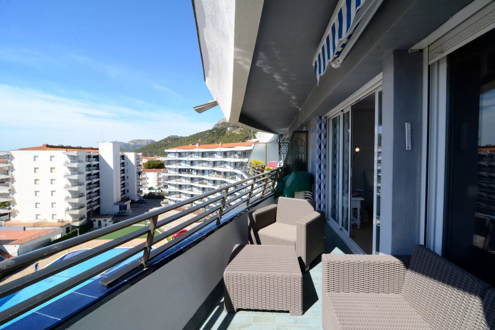 ROCAMAURA II 6-3-Terrasse