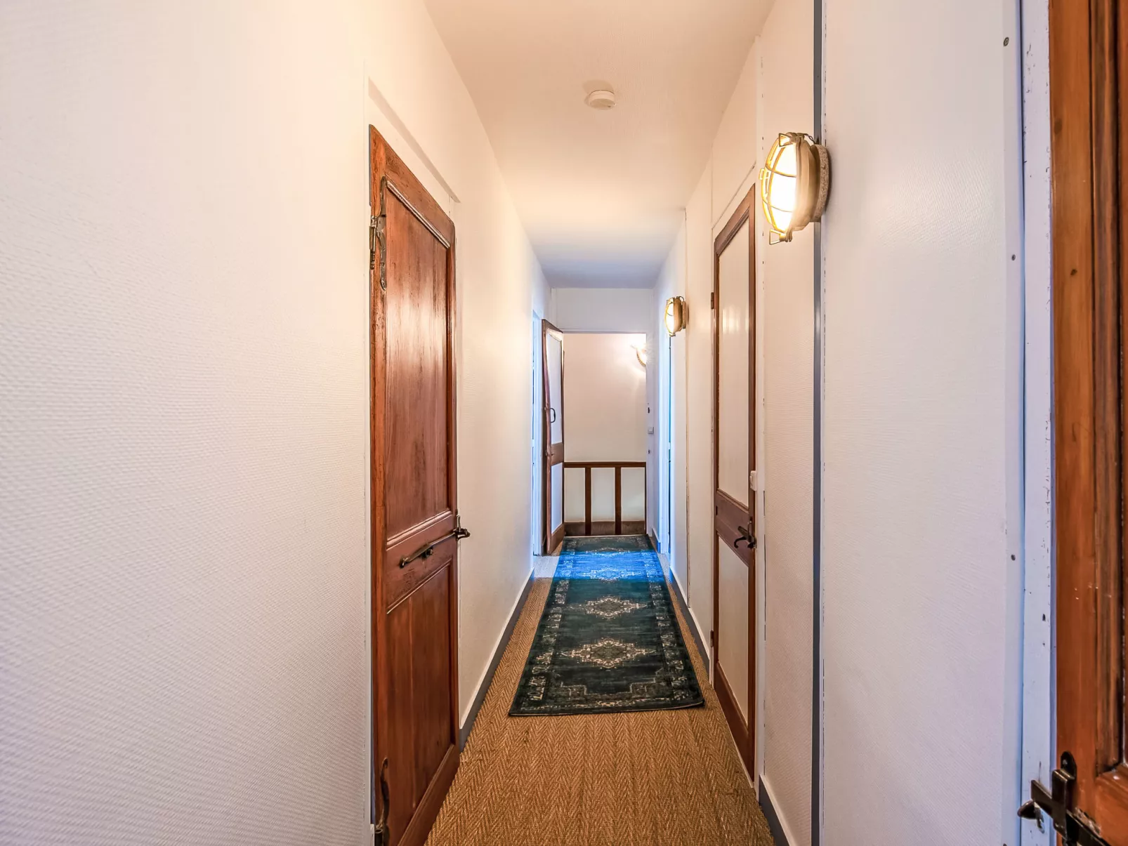 Maison Duquesne-Inside