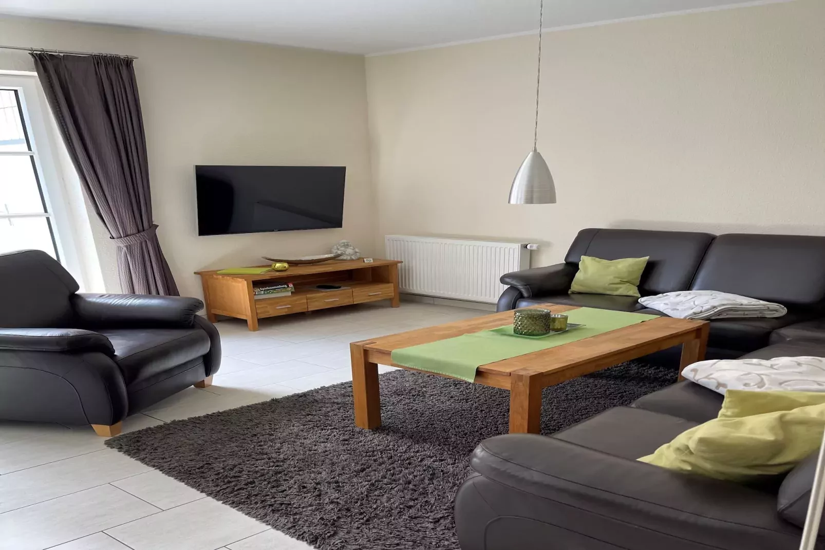 Katamaran II mit Haustier-Living room