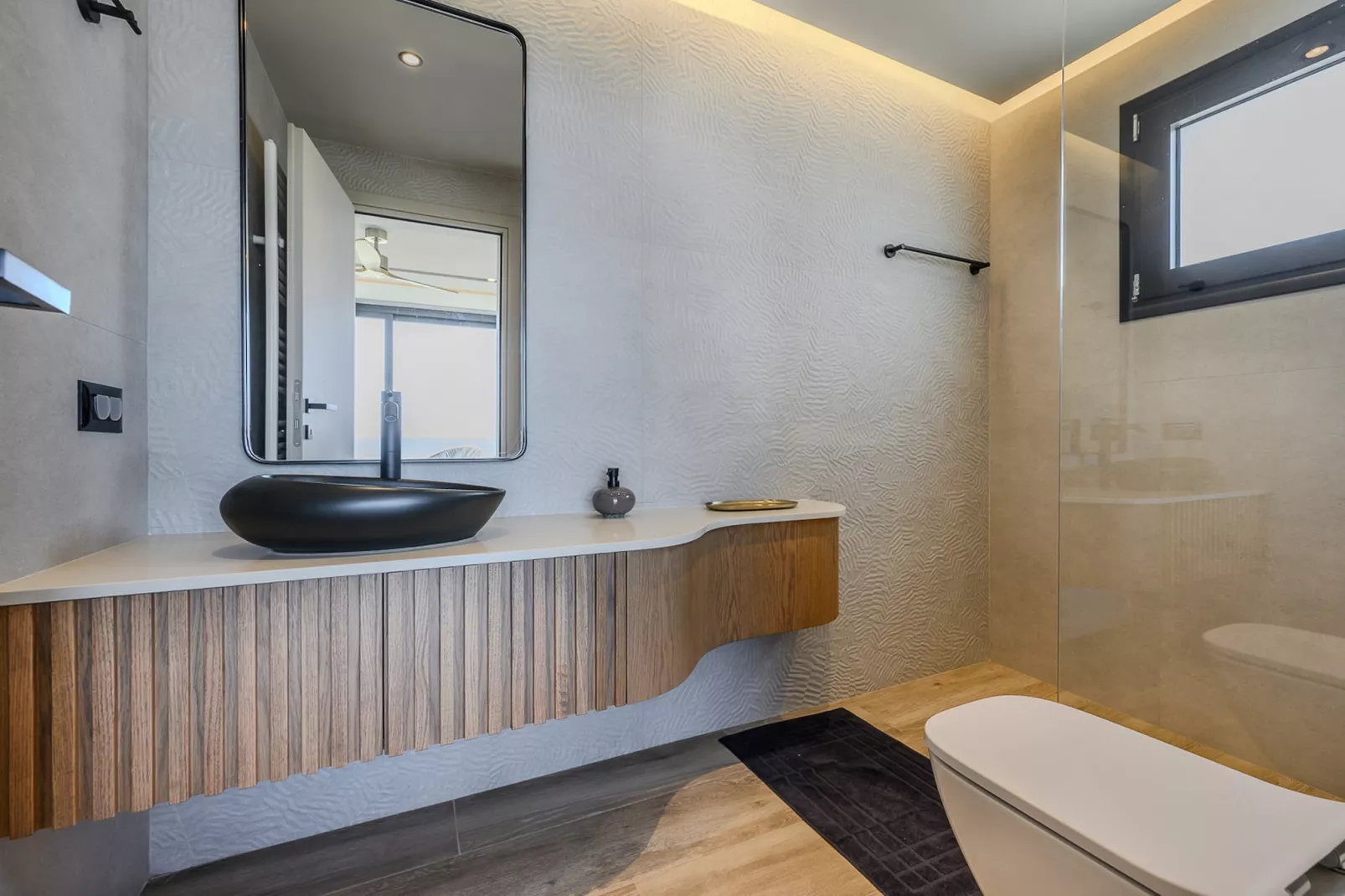 Nysa Luxury villa 1-Bathroom