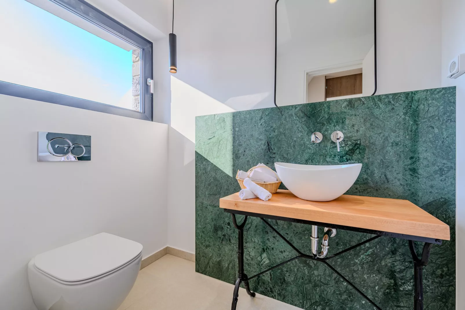 Theasea Luxury Residence-Bathroom