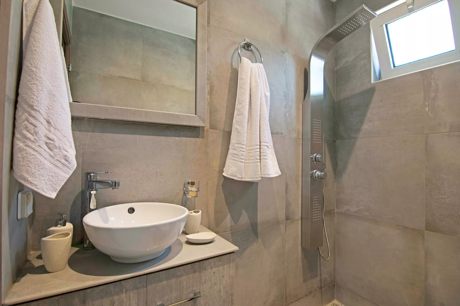 Kalostous 1-Bathroom