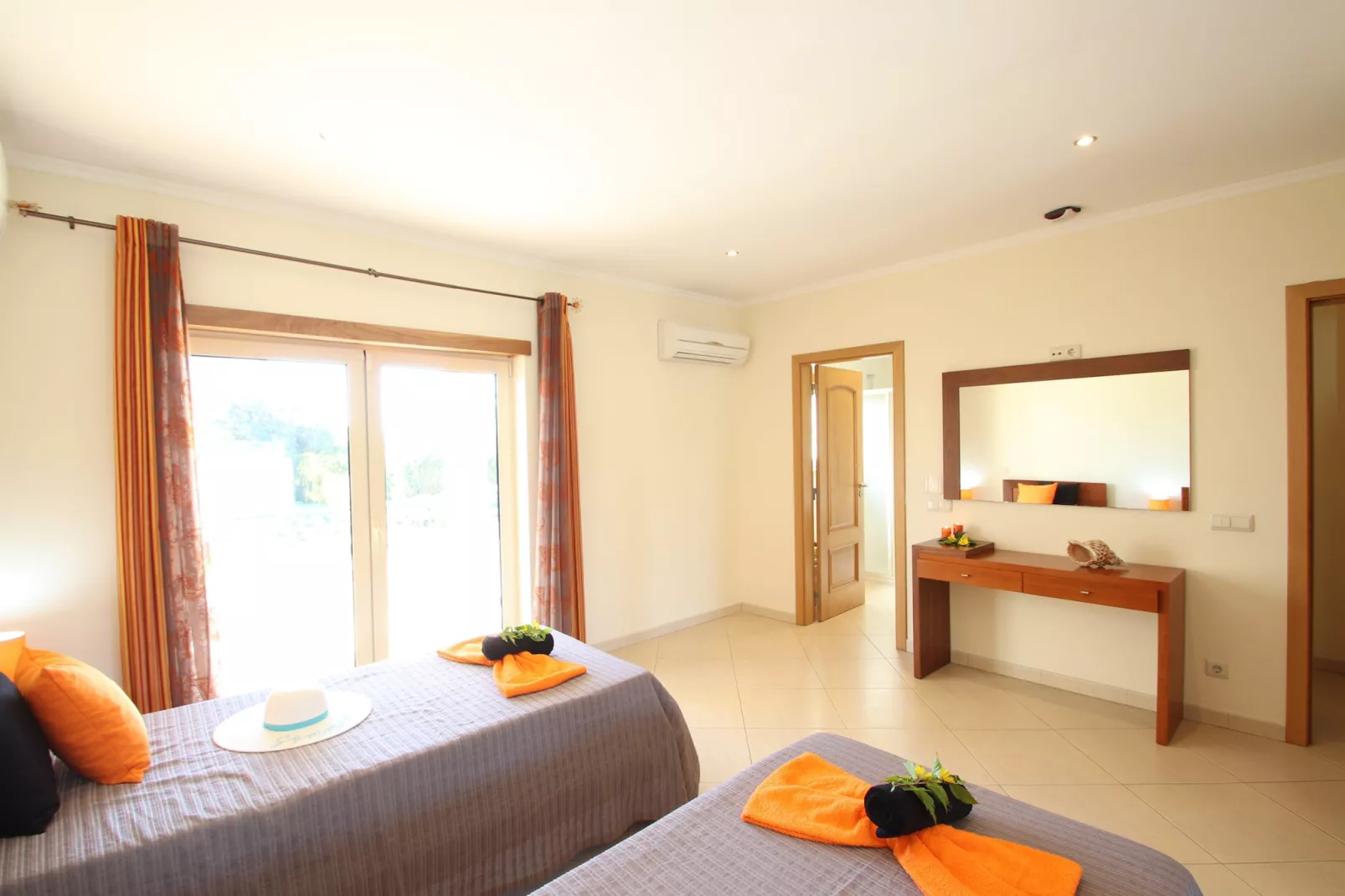 Villa Pauline-Bedroom
