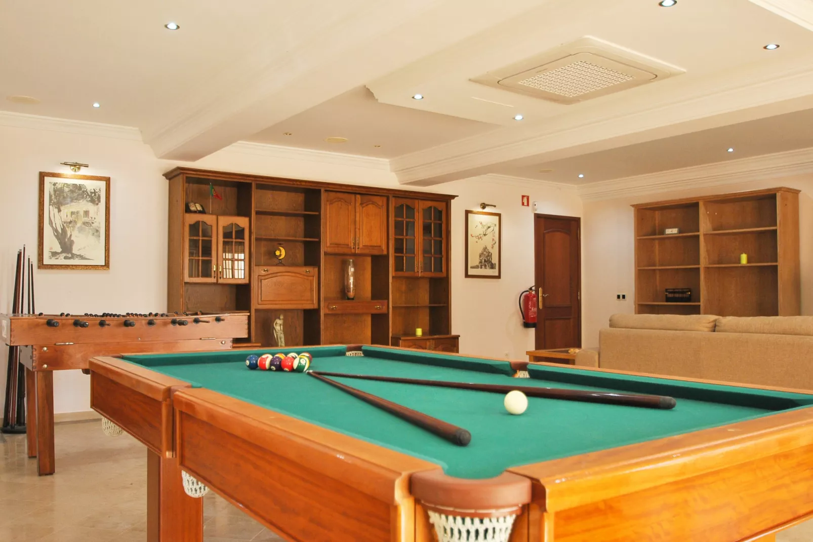 Villa Nespereira-Living room