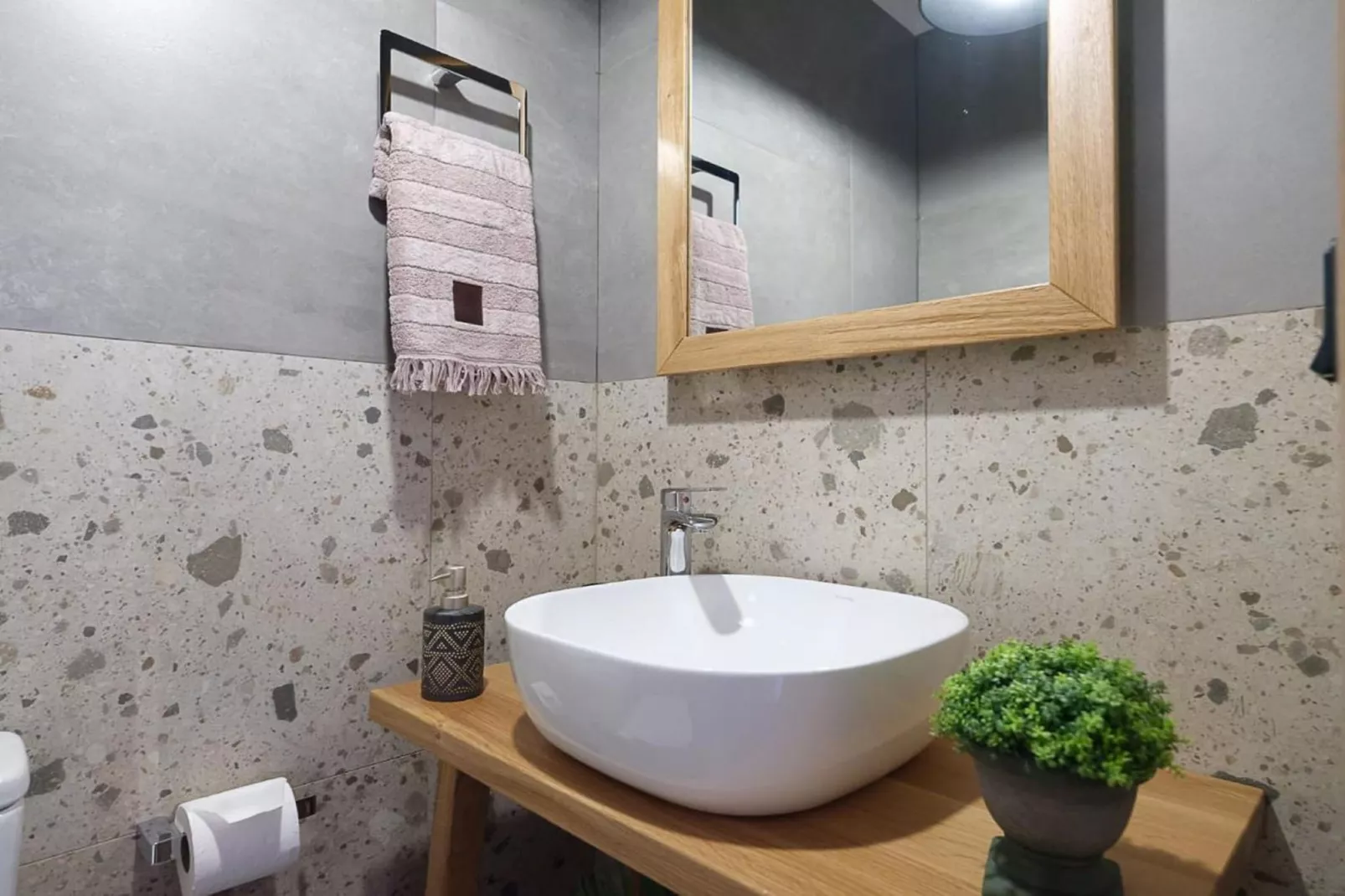 Villa Eleonas-Bathroom