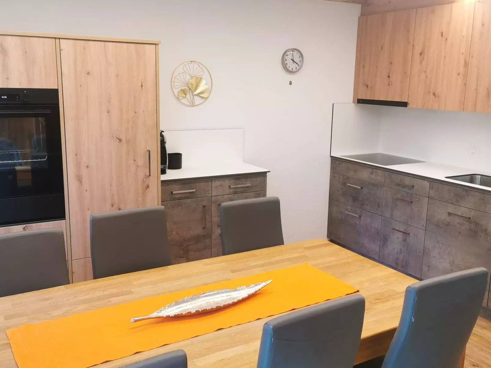 Ferienhaus Adonis-Drinnen