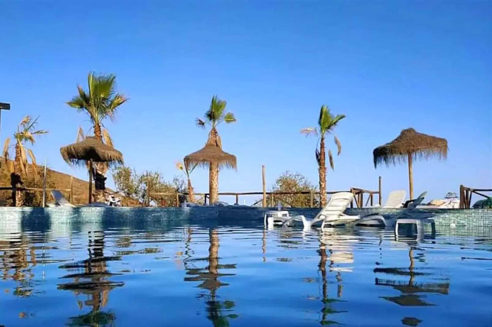 La Suerte 3 dormitorios-Piscine