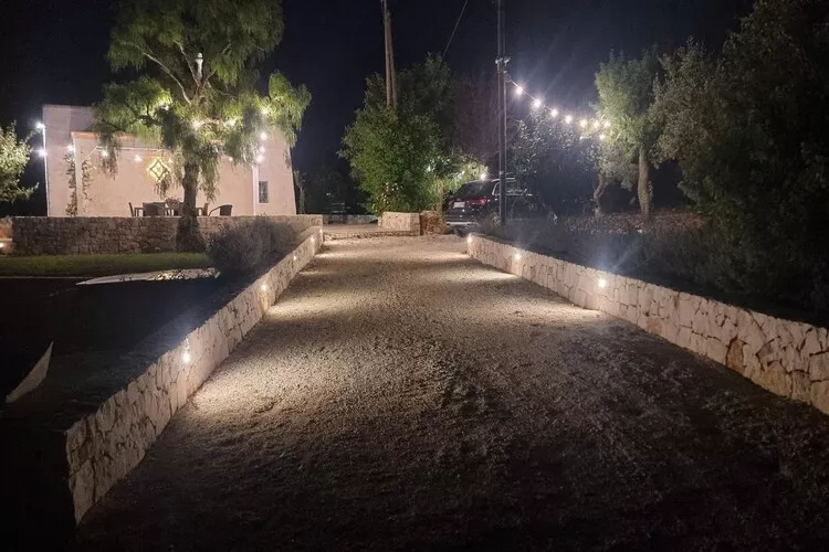 Trullo Milena Fasano-Gärten Sommer