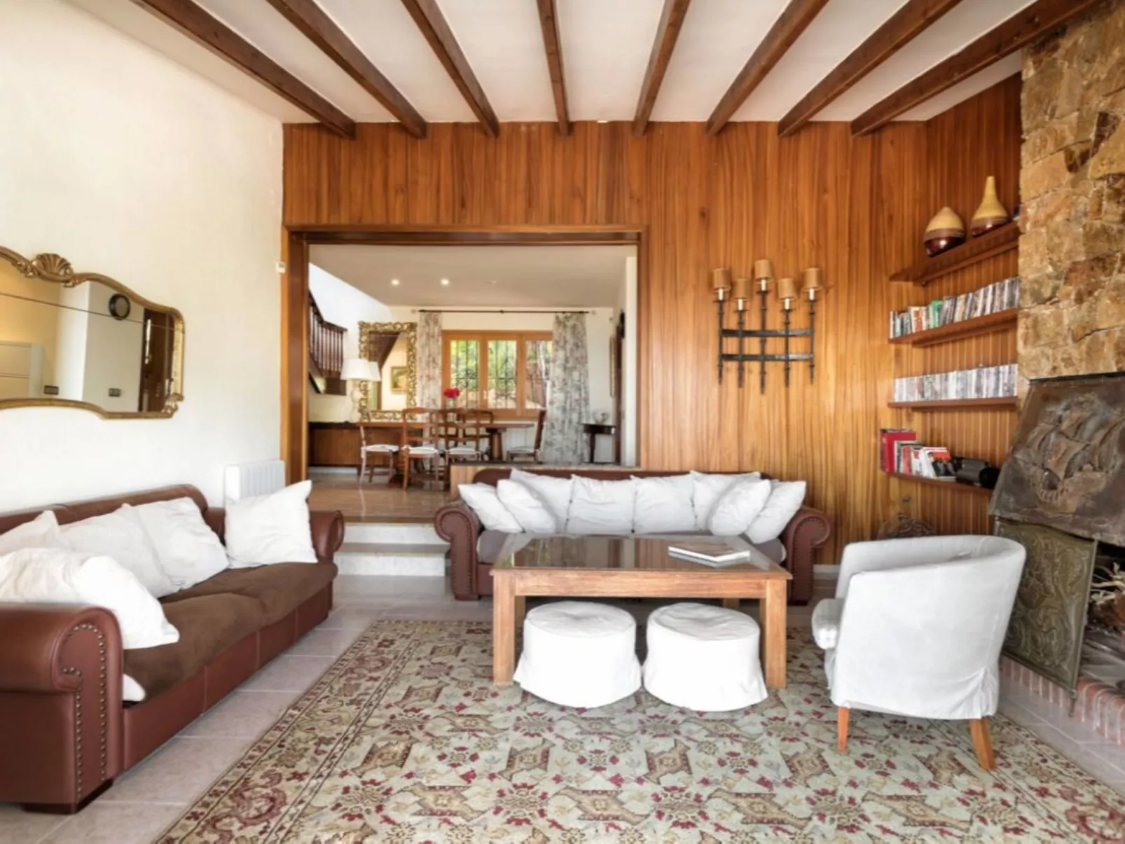 Villa de Arte-Dedans