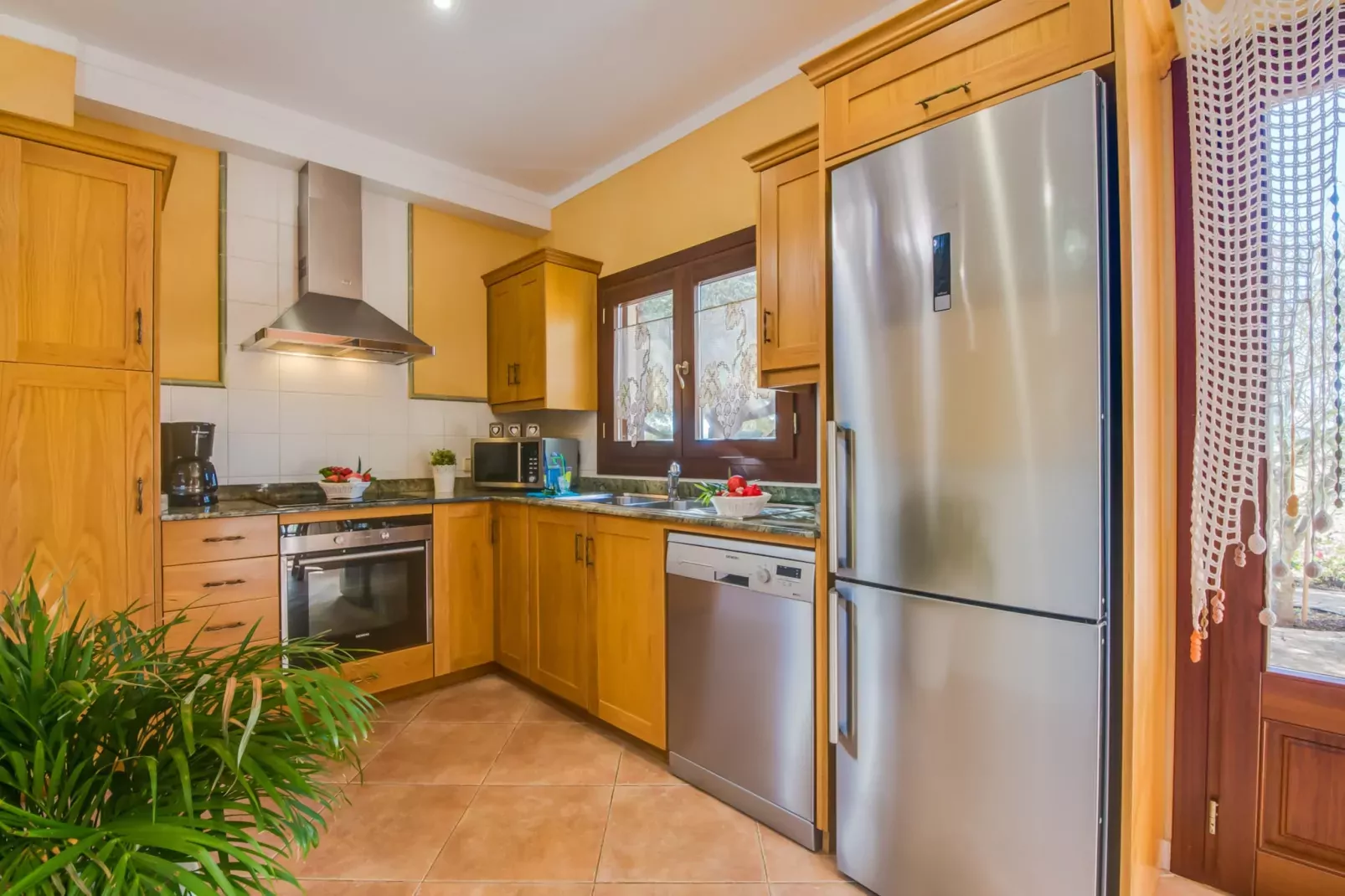 Can Ribas-Kitchen