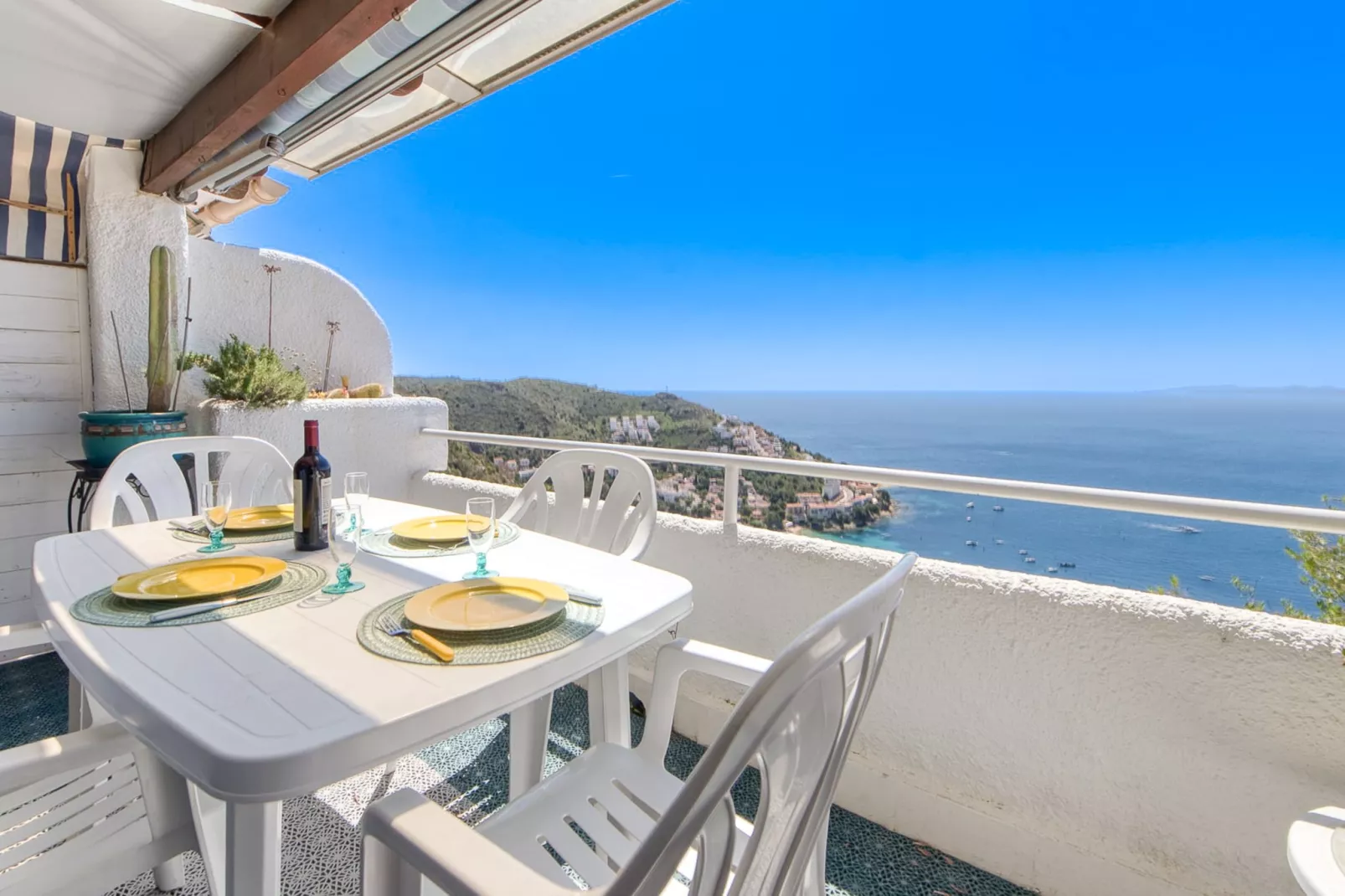 IBIZA BRAMER 11  Canyelles Roses-Terrace balcony