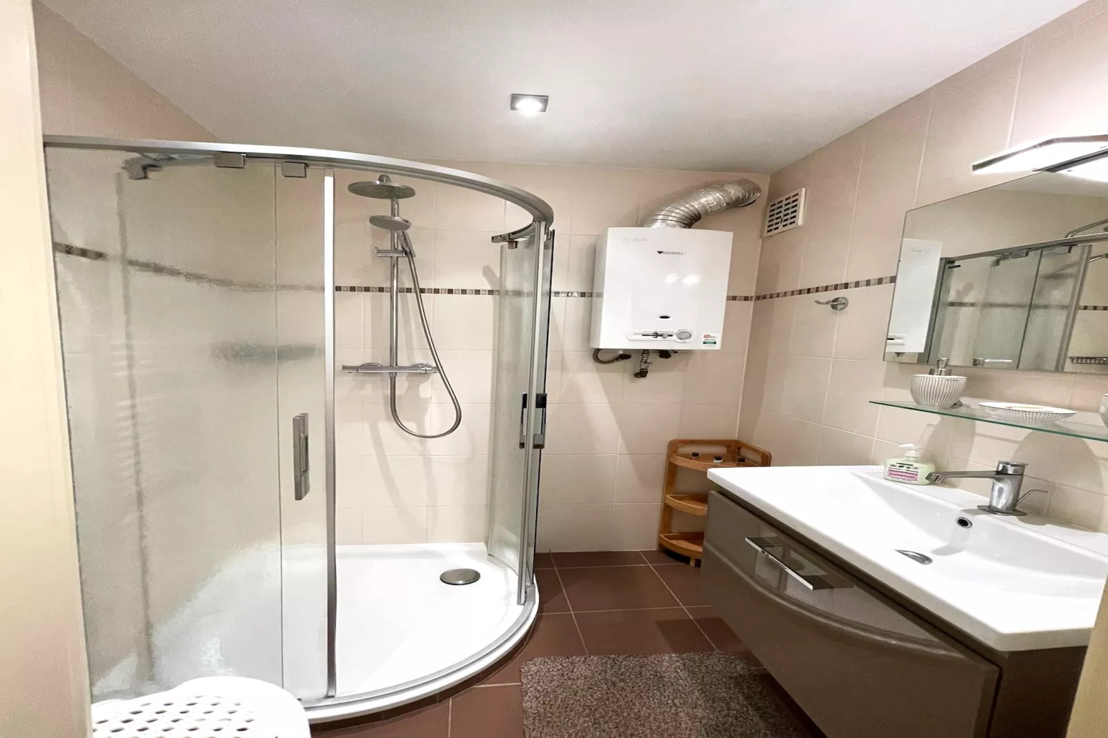 BEAULIEU 0101/ 03-Badezimmer