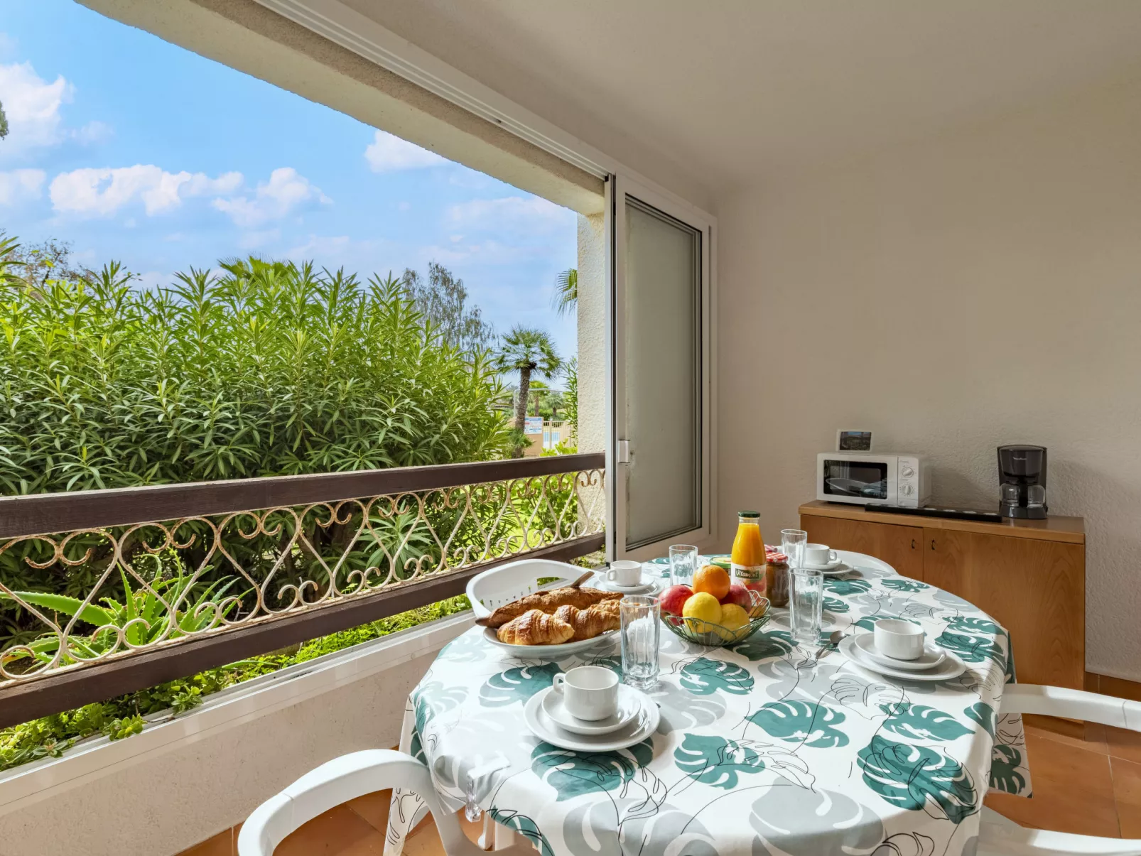 Casa Antonio-Inside