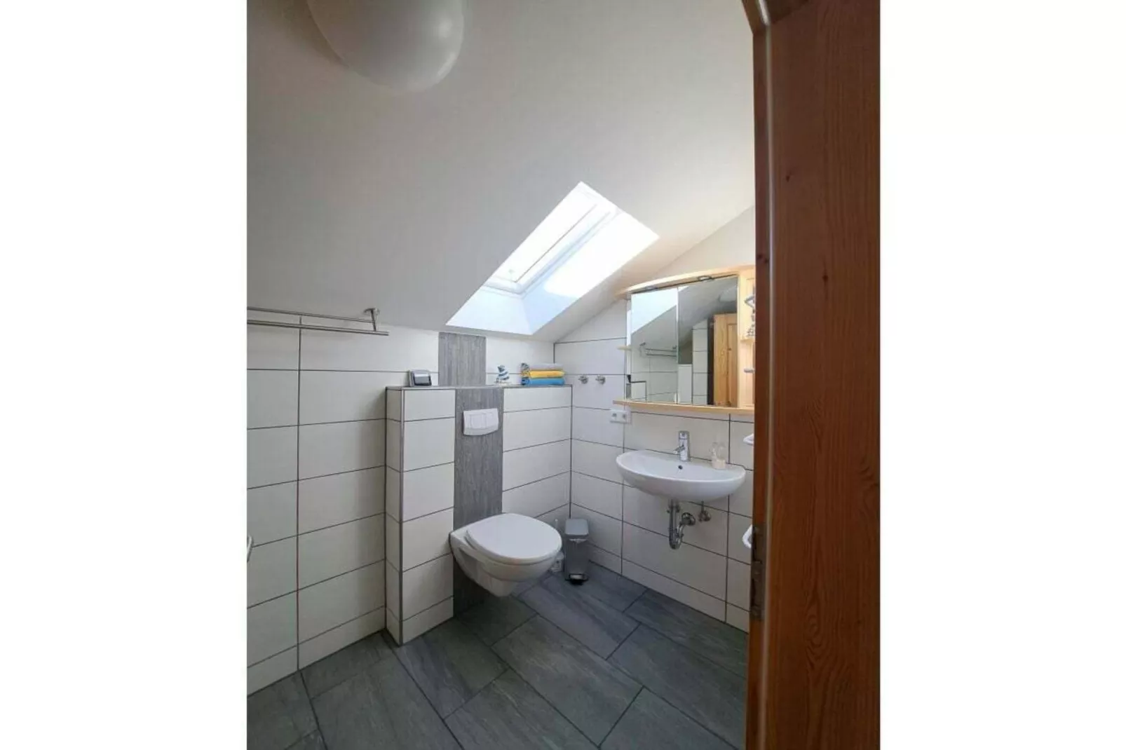 530377-Bathroom