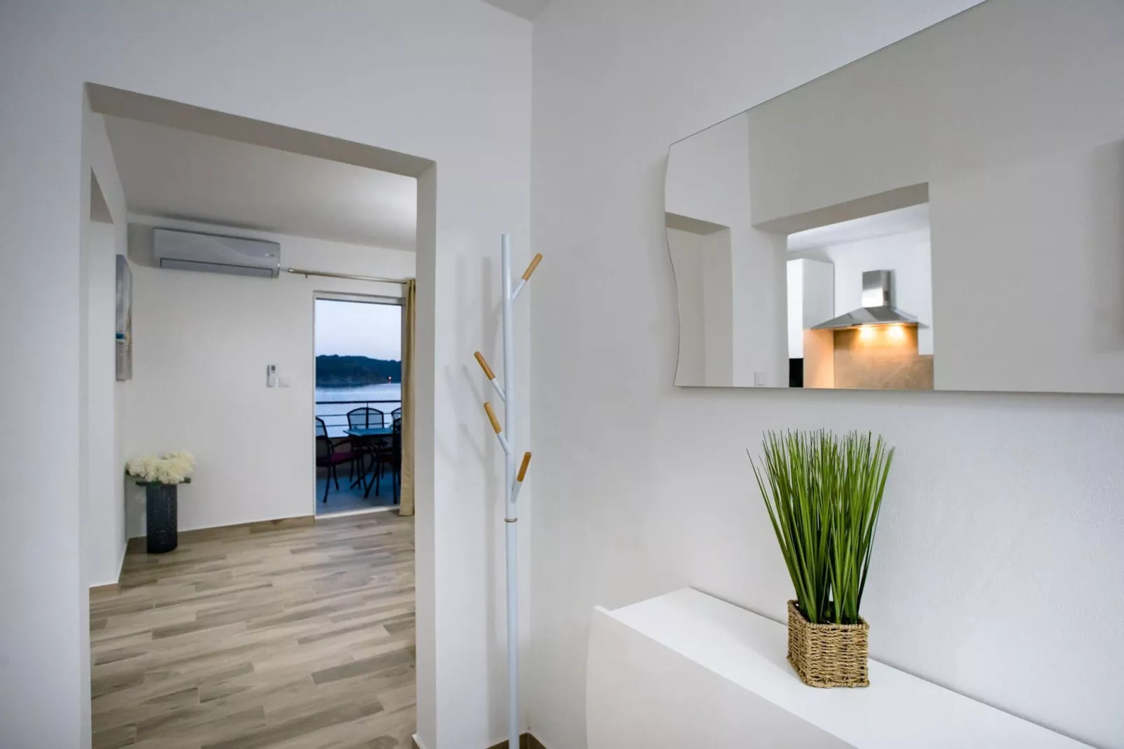 Villa Guliva - Apartment Golden Sun with Sea View-Ambiance