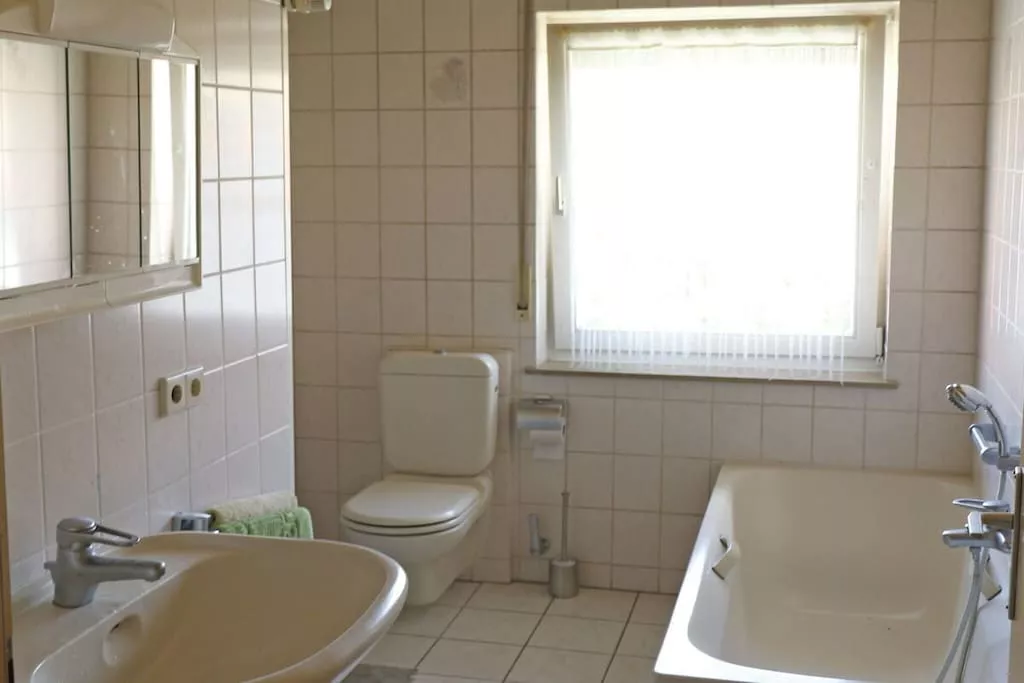 239984-Nicht getaggt