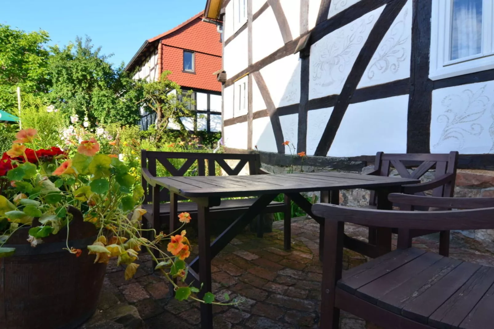 151576-Terrassenbalkon