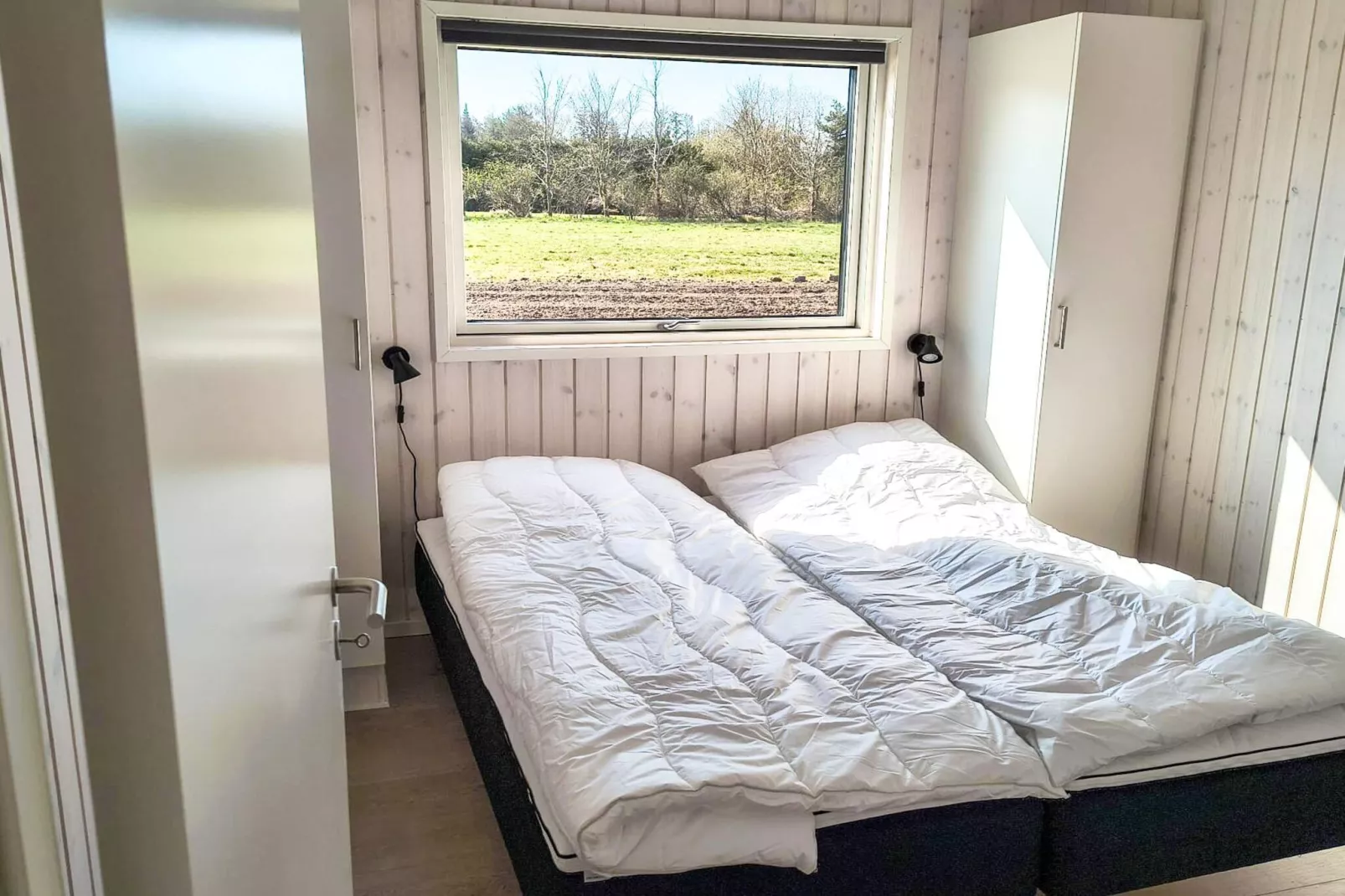 5 star holiday home in Humble-Indoor
