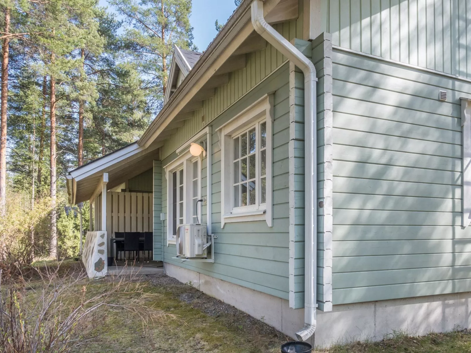 Vuokatin pihlaja 1b-Draußen