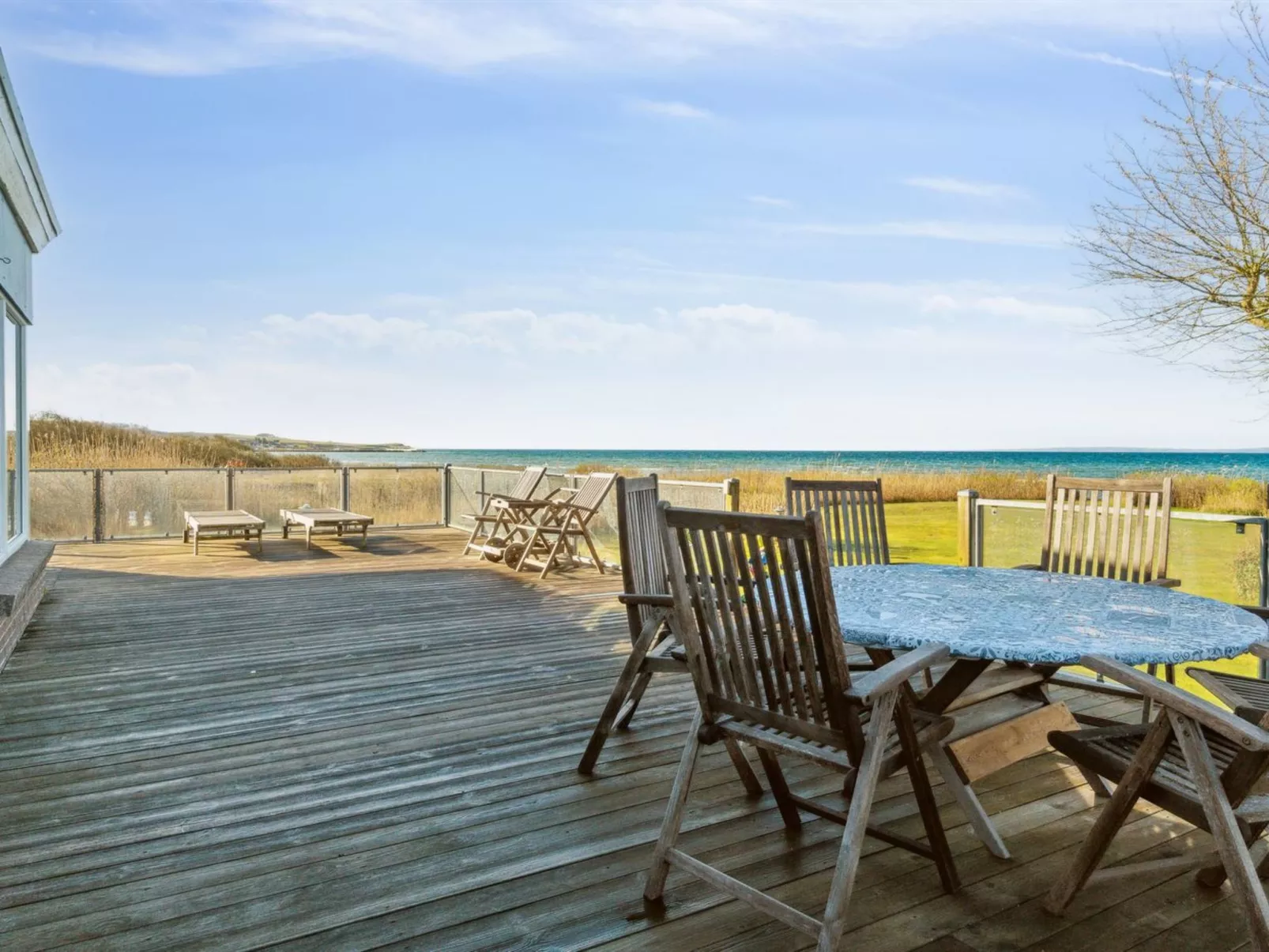 "Dzavid" - 10m from the sea-Outside
