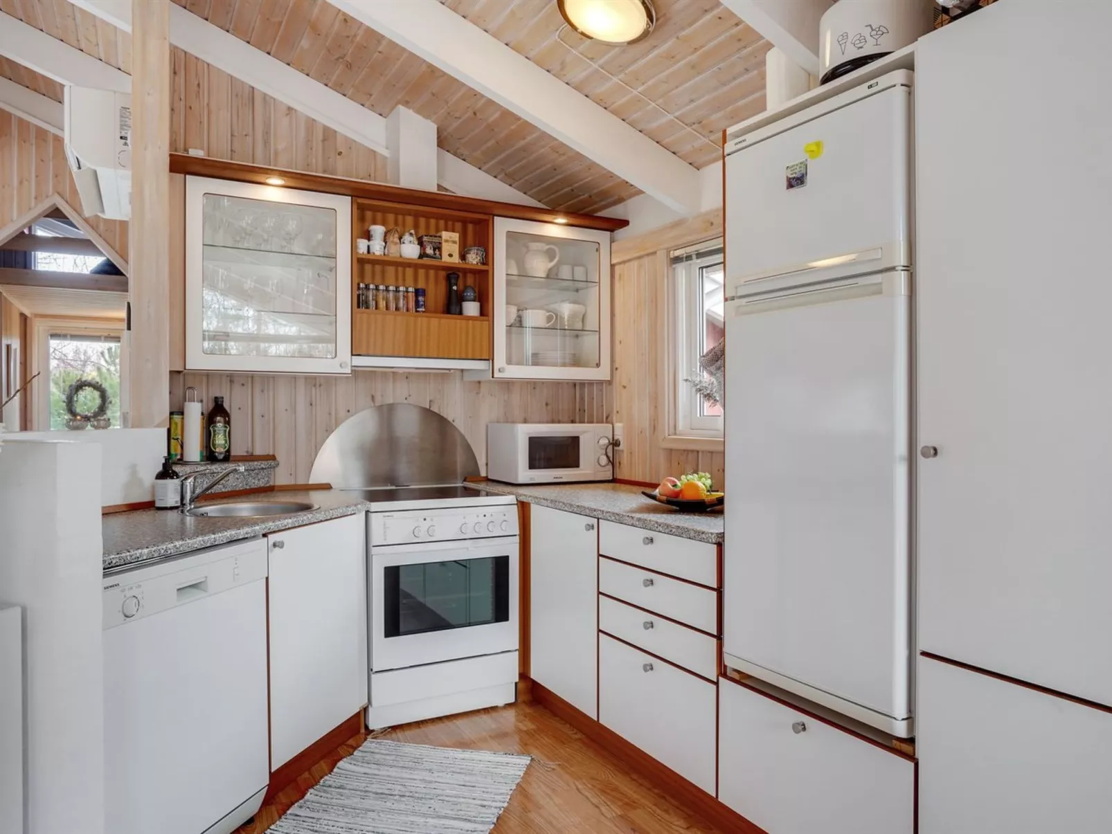 "Alvy" - 200m from the sea-Inside