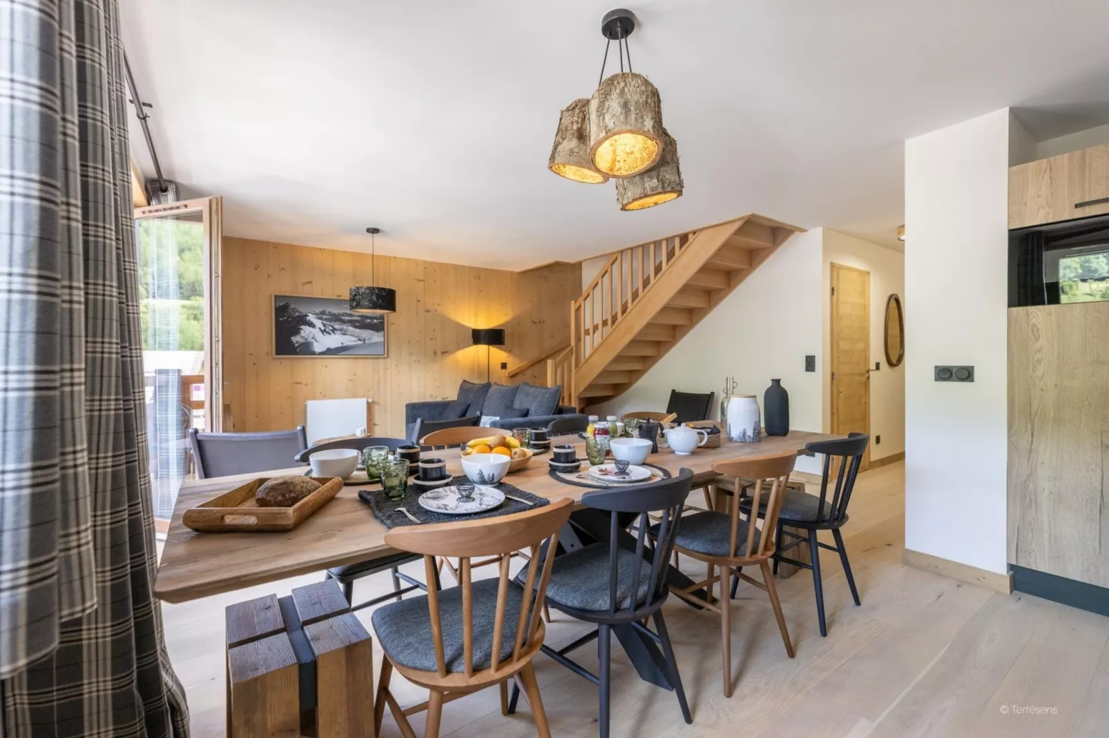 SERRE CHEVALIER Le Cristal Lodge-A40S-Dining room