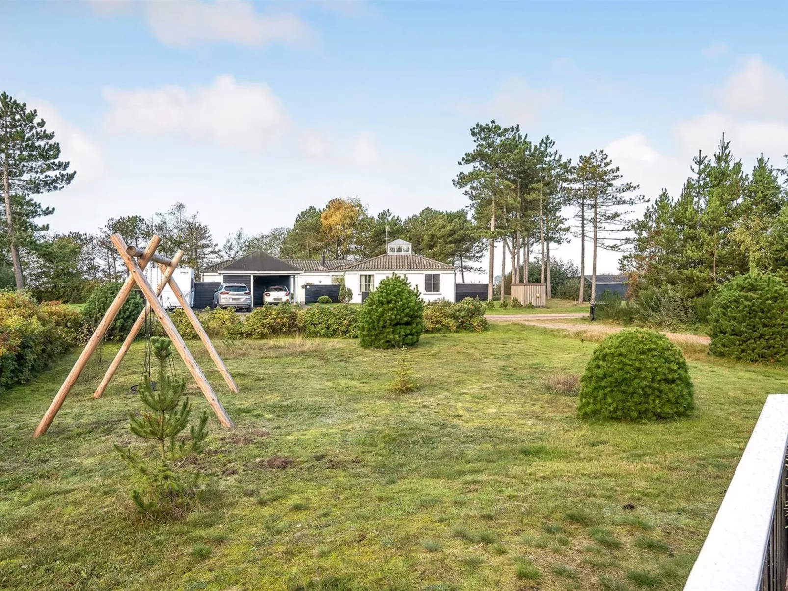 "Alvy" - 200m from the sea-Outside