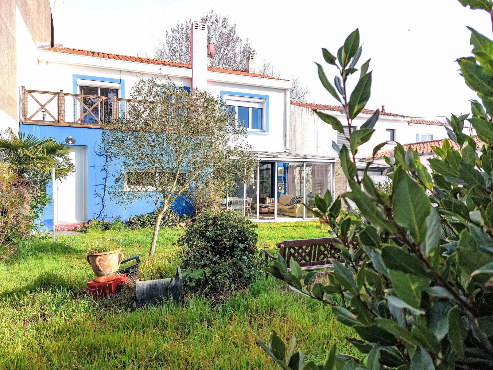 Villa Salut l'Artiste-Outside