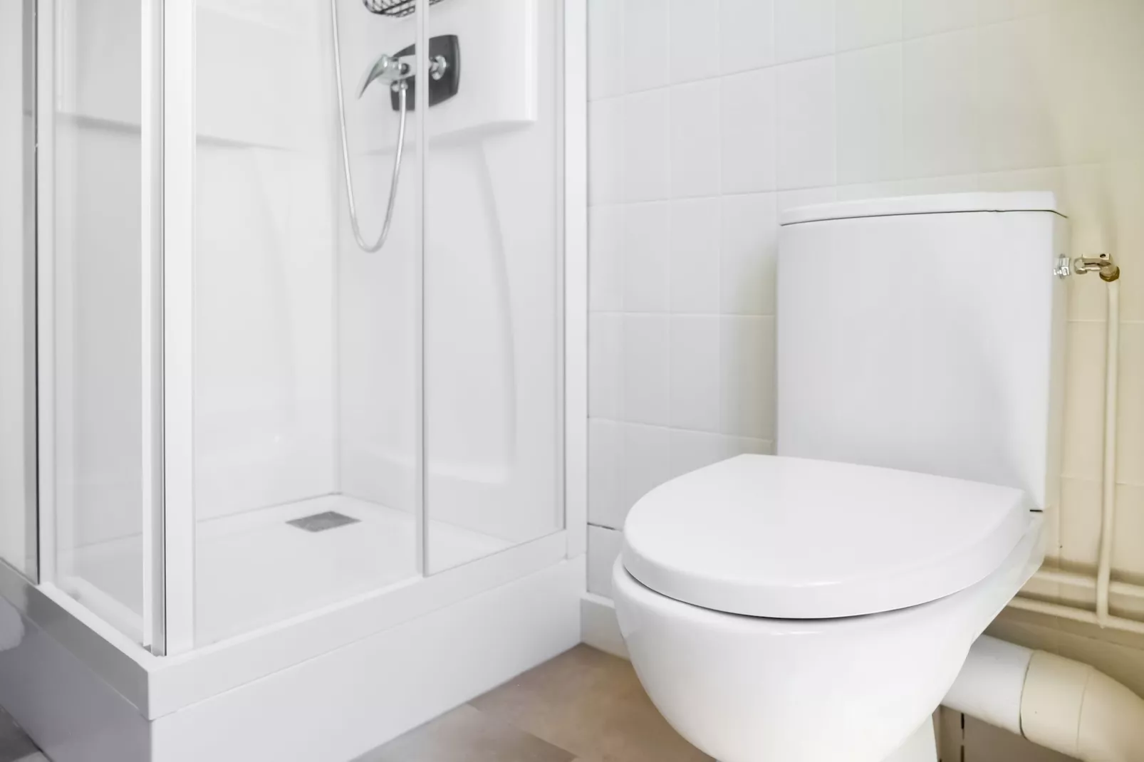 Maison de charme avec piscine à Coubejours-Bathroom