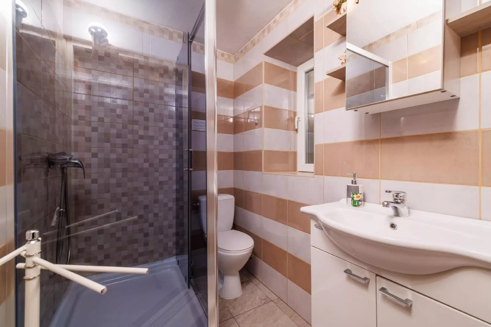 Holiday Home Bribirka-Salle de bain