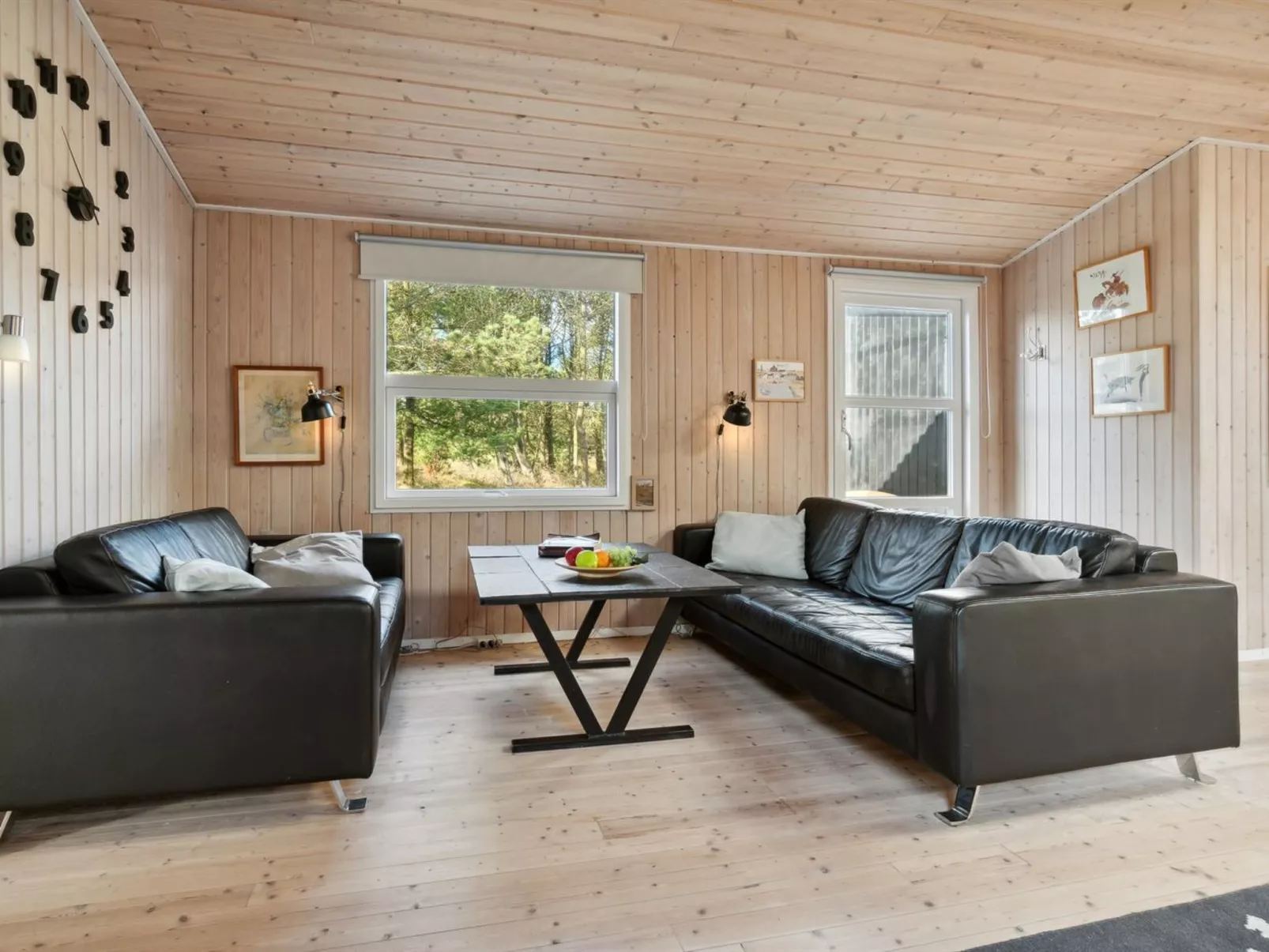 "Eroll" - 1.8km from the sea-Inside