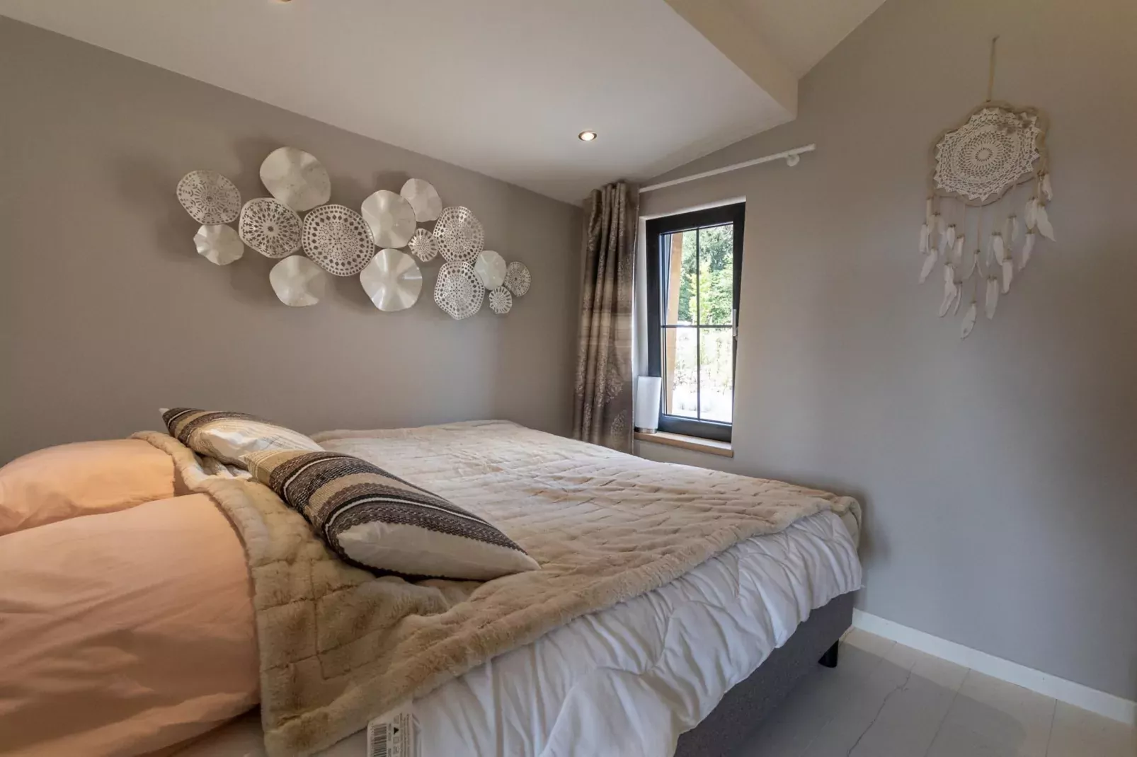 Chalet Bulle-Bedroom