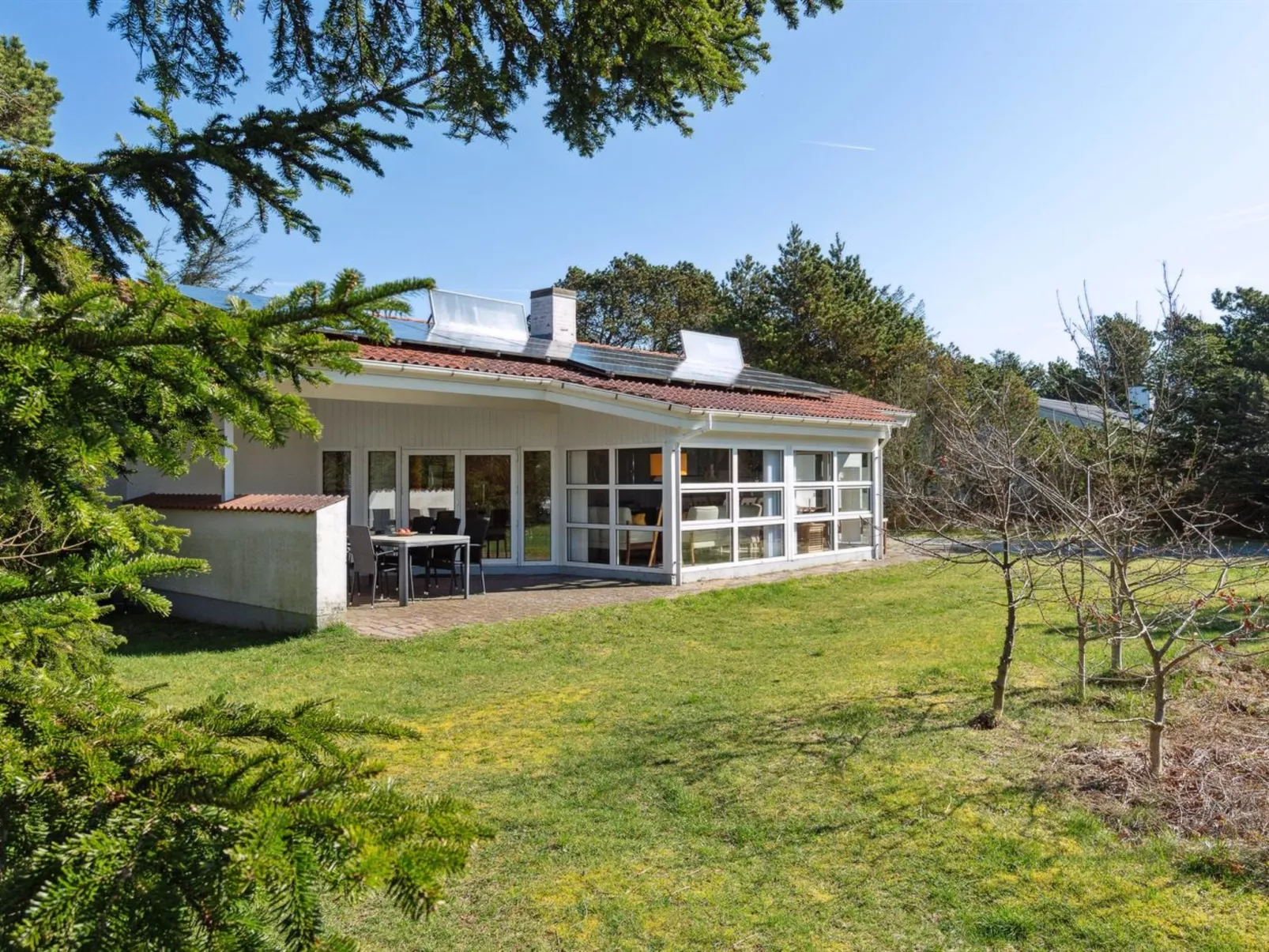 "Leoni" - 500m from the sea-Outside