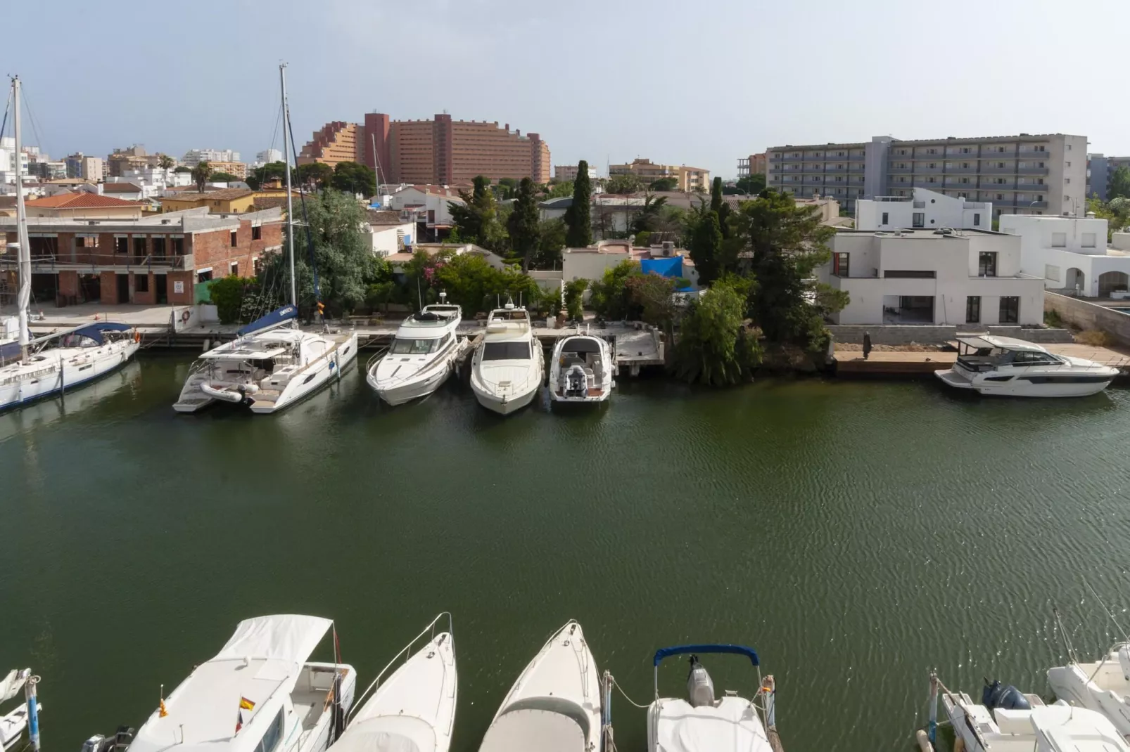 1116 PORT CANIGO gran terraza-Gebiete Sommer 1 km