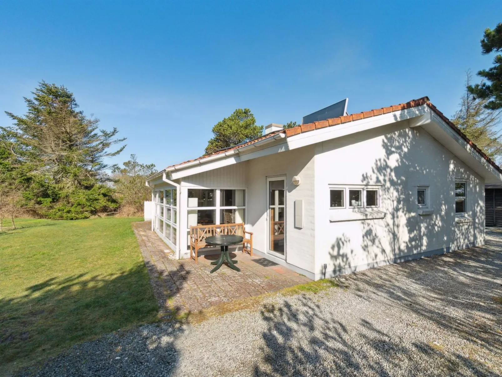"Leoni" - 500m from the sea-Outside