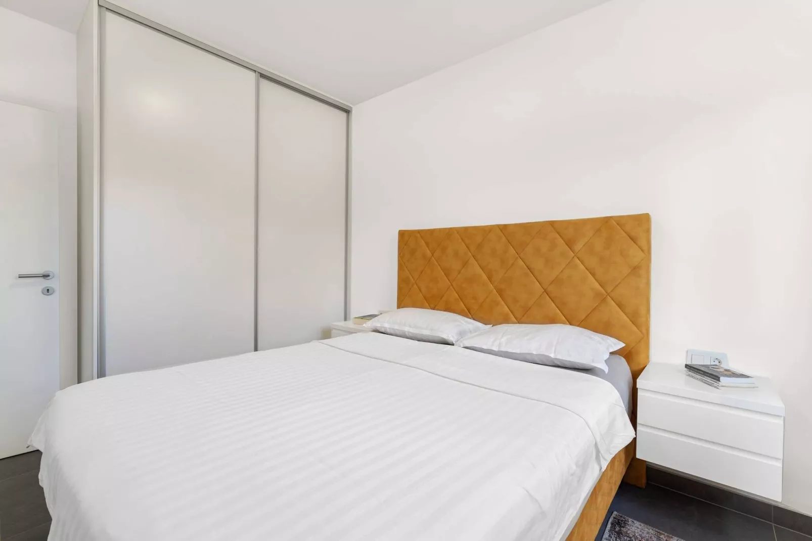 Apartments Velic - Three bedroom apartment C-Schlafzimmer