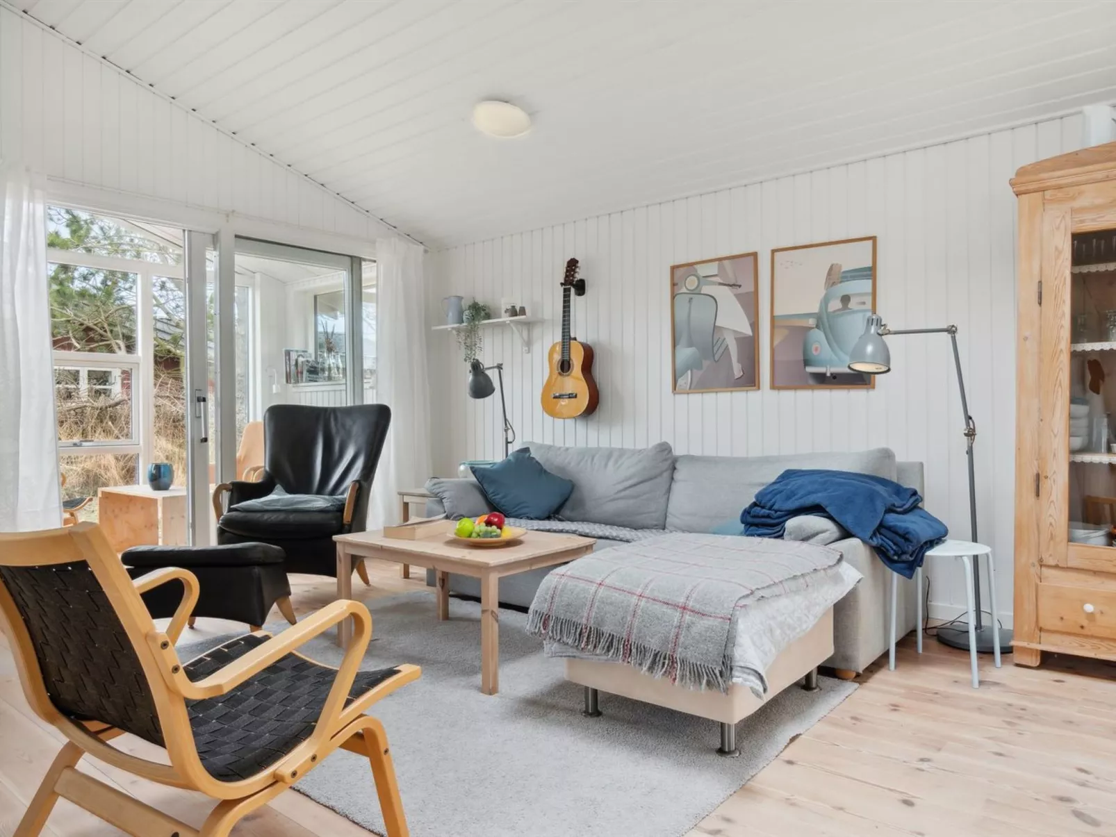 "Hakon" - 900m from the sea-Inside